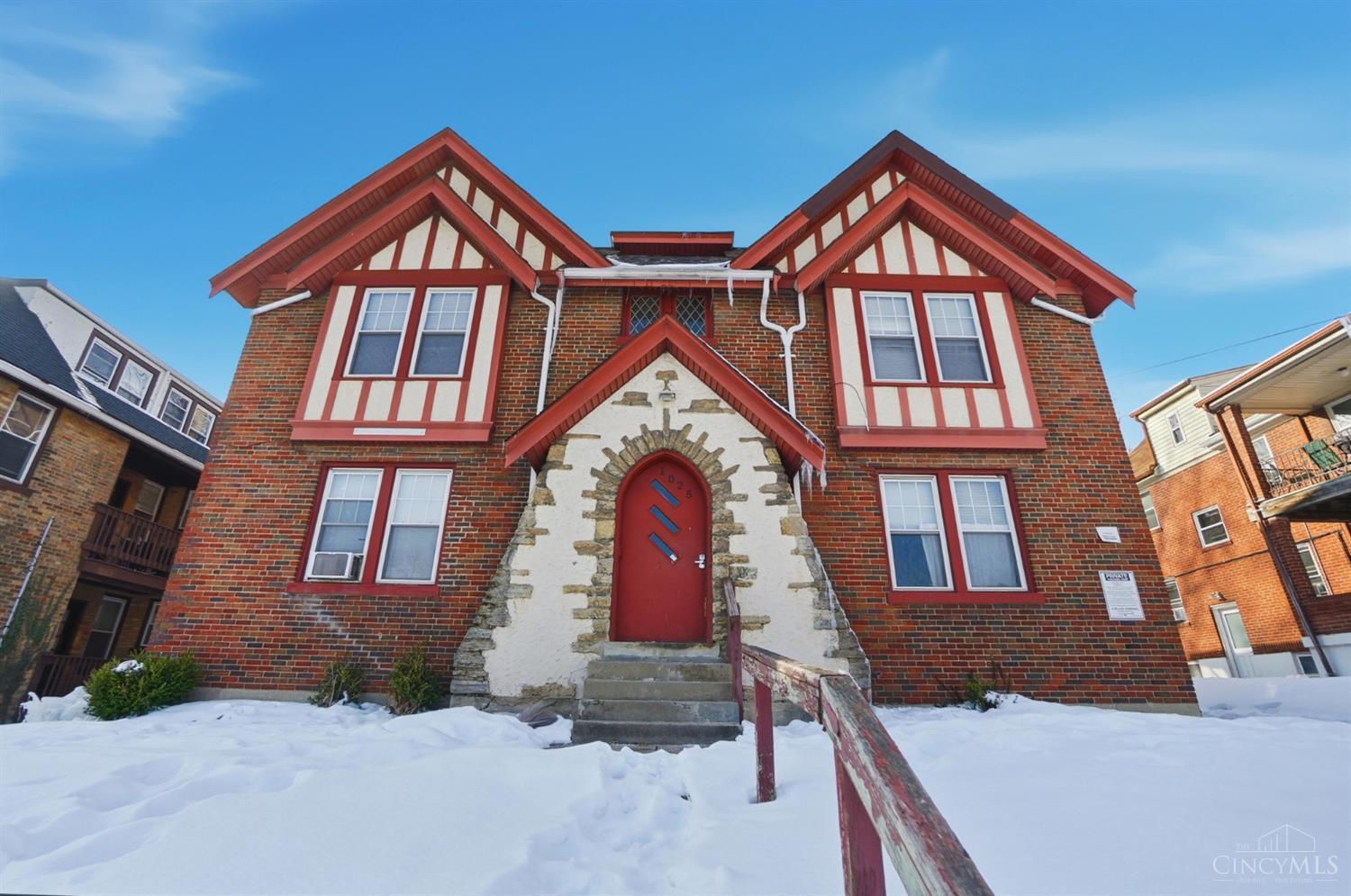 1025 Dana Avenue, Cincinnati, OH, 45229