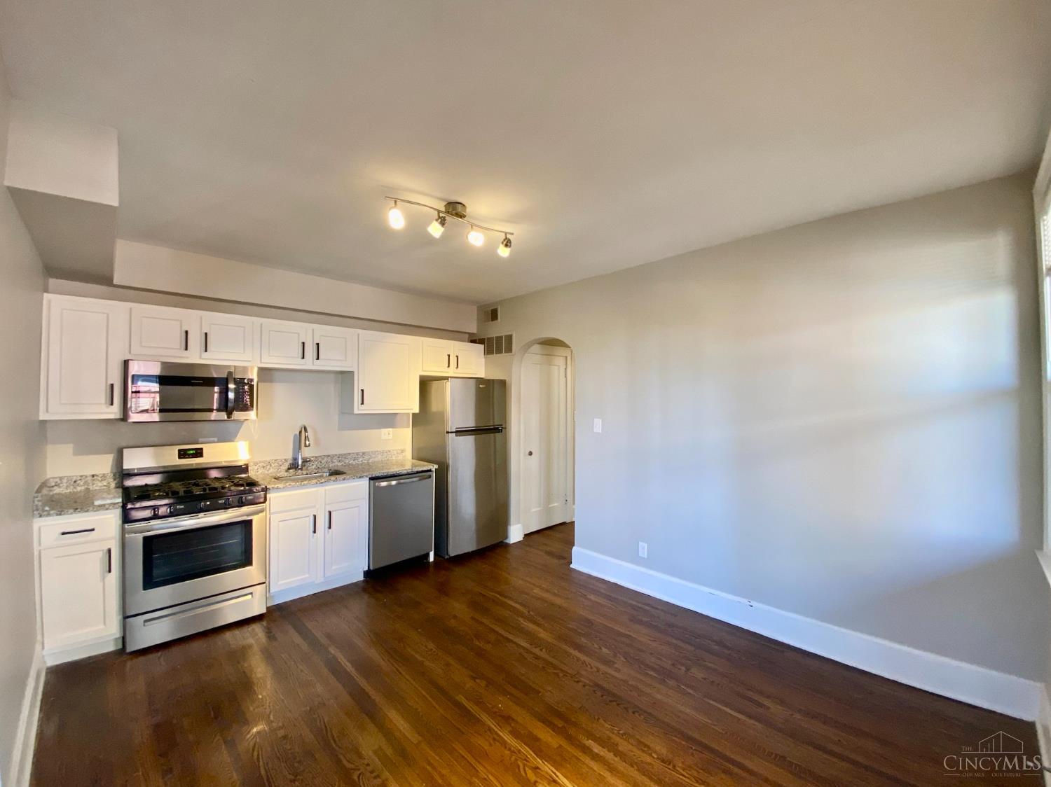 1029 Dana Avenue, Cincinnati, OH, 45229 — photo 32