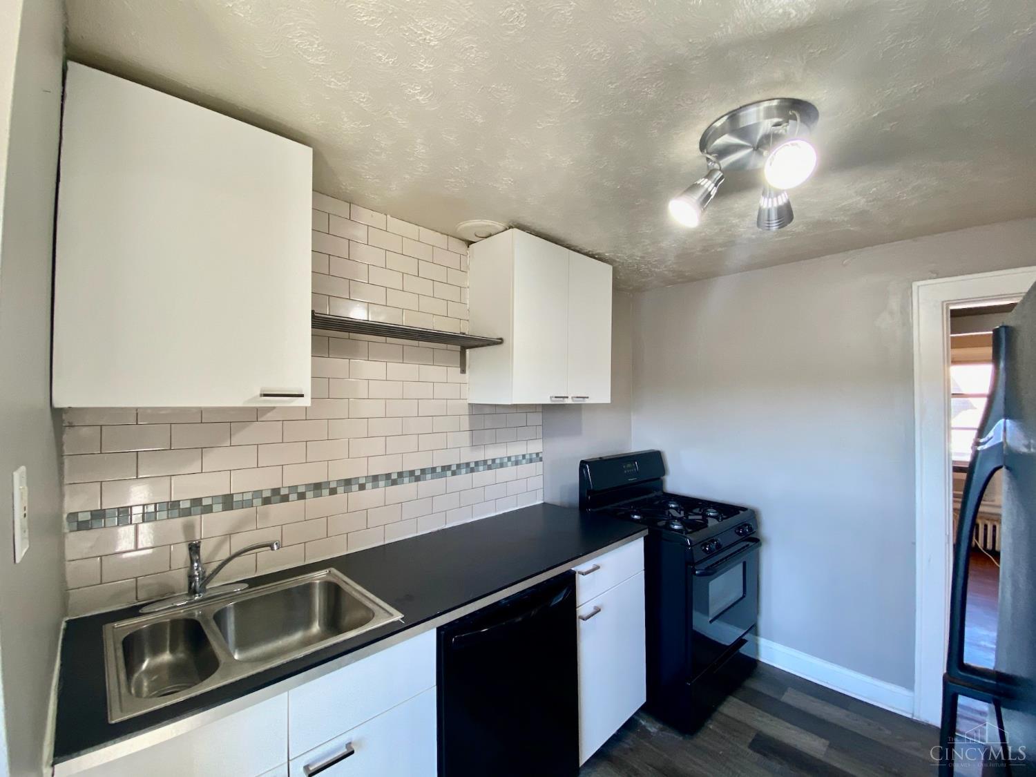 1025 Dana Avenue, Cincinnati, OH, 45229 — photo 33