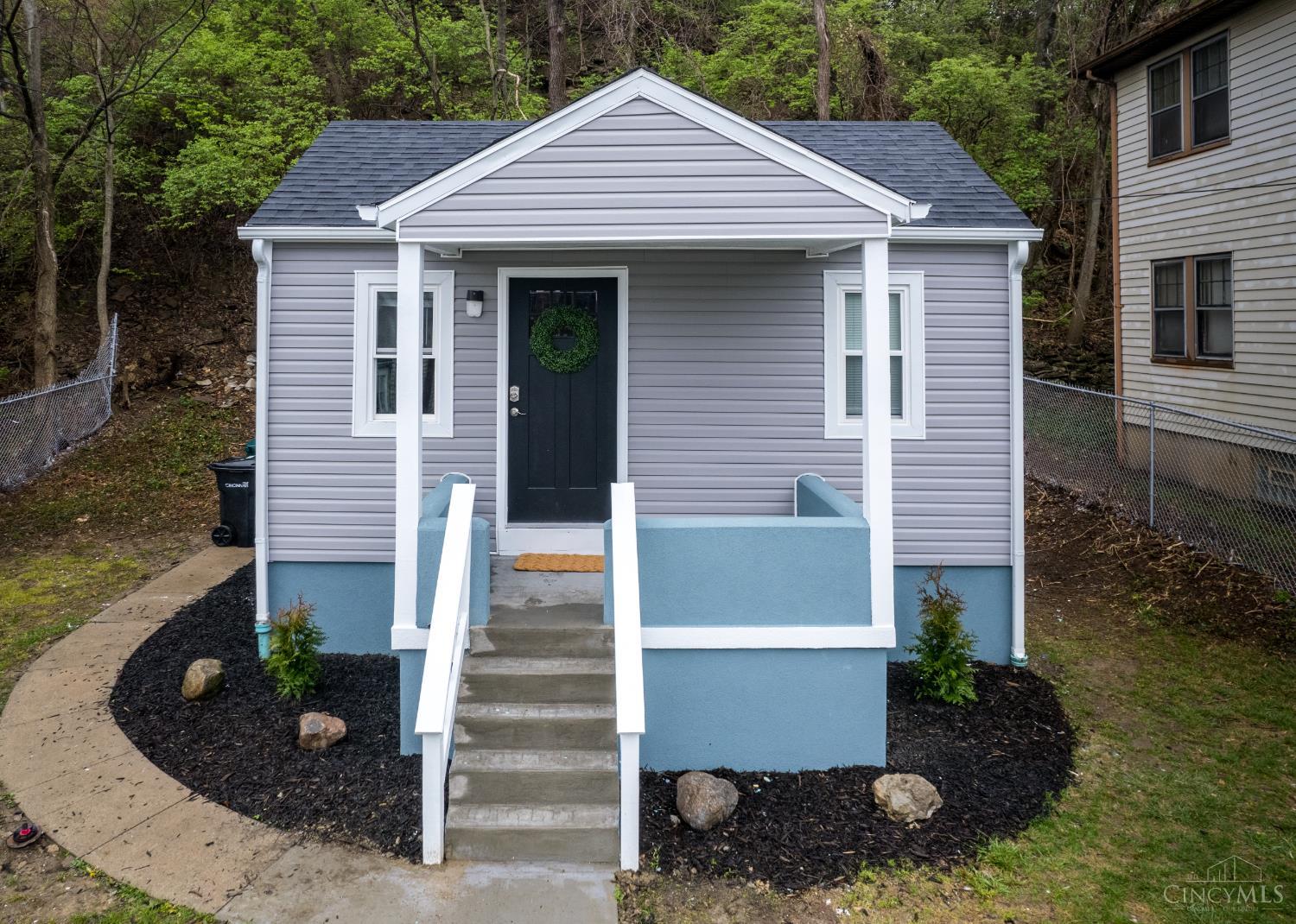 2117 Highland Avenue