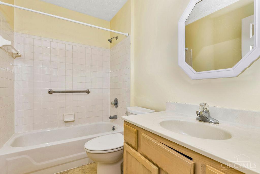 830 Carrington Place #102, Loveland, OH, 45140 — photo 12