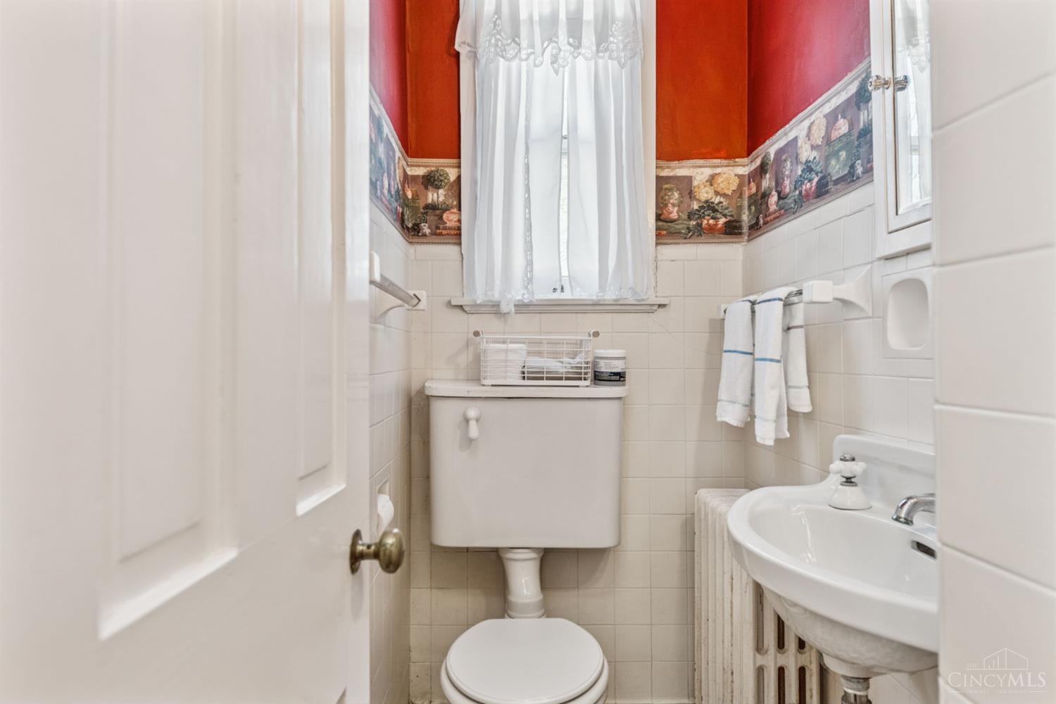 95 E Fountain Avenue, Glendale, OH, 45246