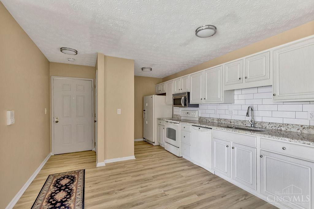 830 Carrington Place #102, Loveland, OH, 45140 — photo 5
