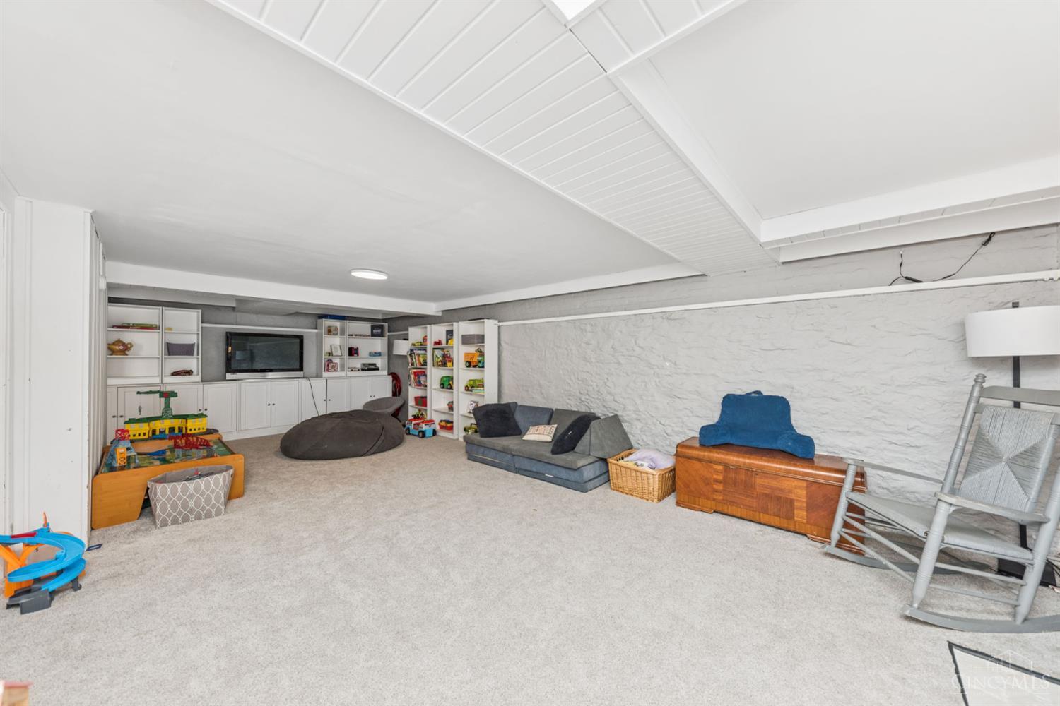 95 E Fountain Avenue, Glendale, OH, 45246