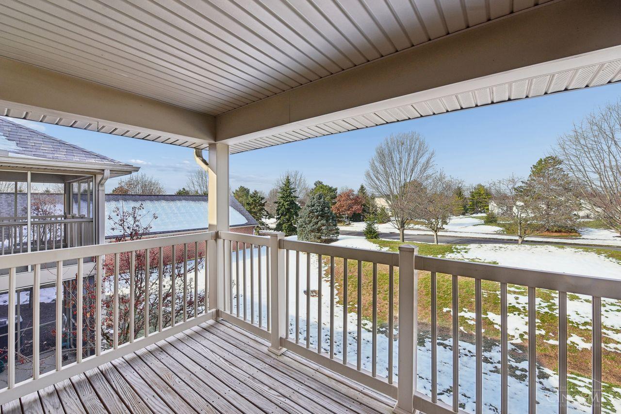 Homes for sale in West Chester, OH | 8021 Pinnacle Point Dr #204, West Chester, OH 45069 | MLS# 1868657