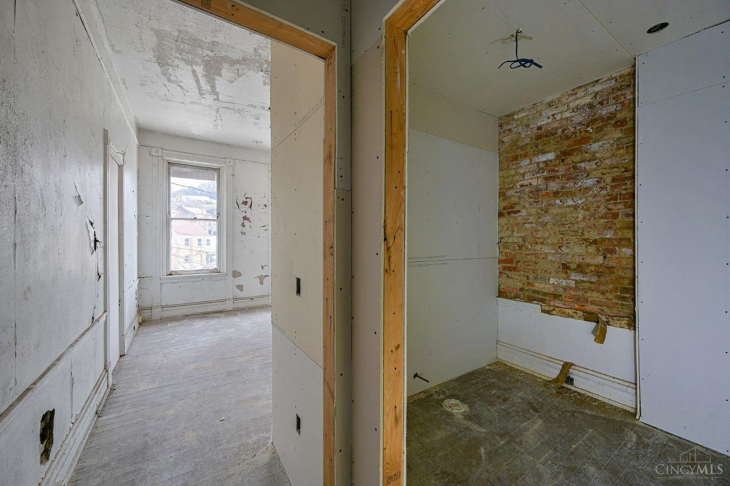 1913 Central Avenue, Cincinnati, OH, 45214 — photo 33