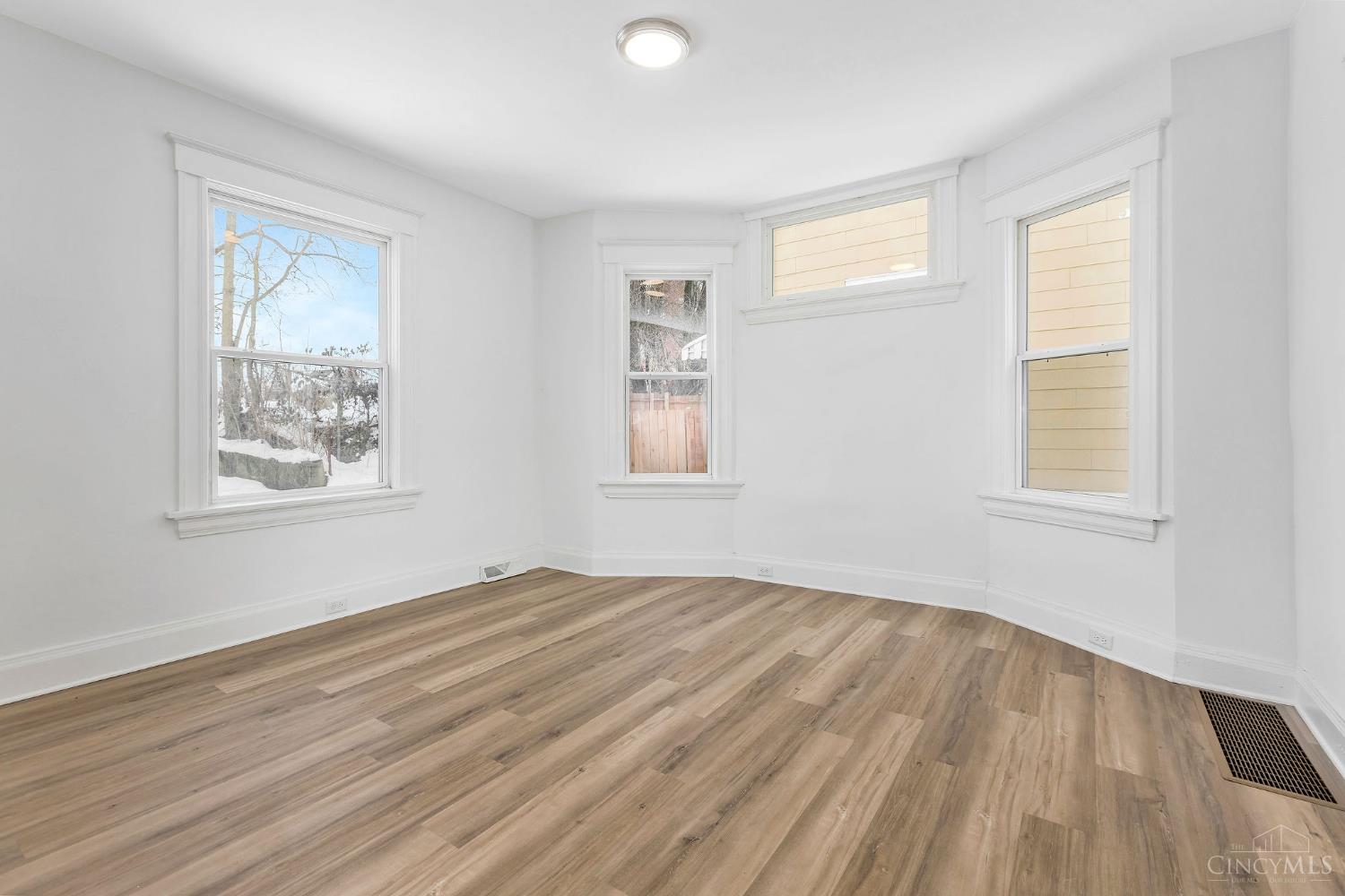 3136 Harvard Avenue, Cincinnati, OH, 45207 — photo 6