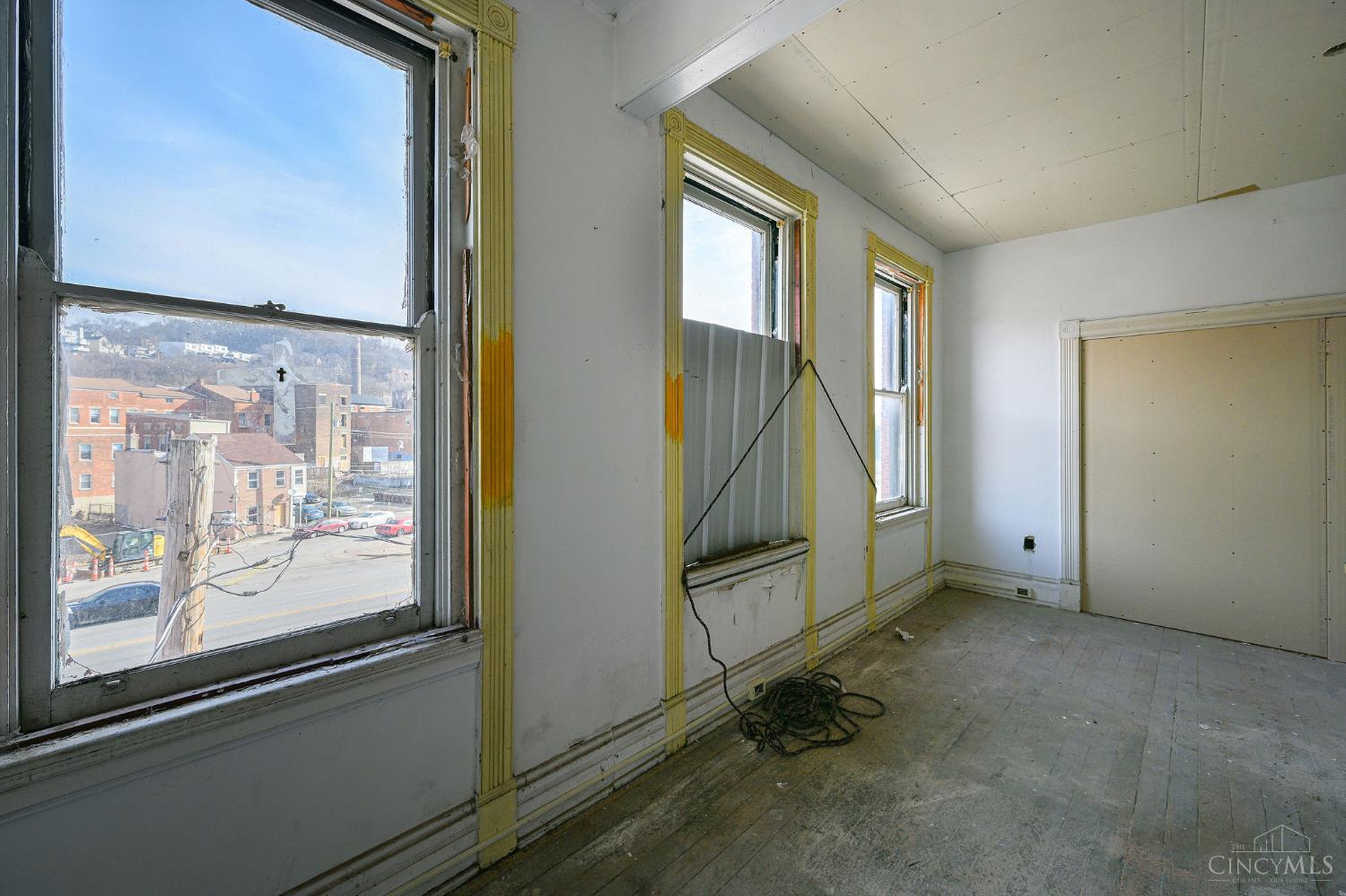 1913 Central Avenue, Cincinnati, OH, 45214 — photo 23