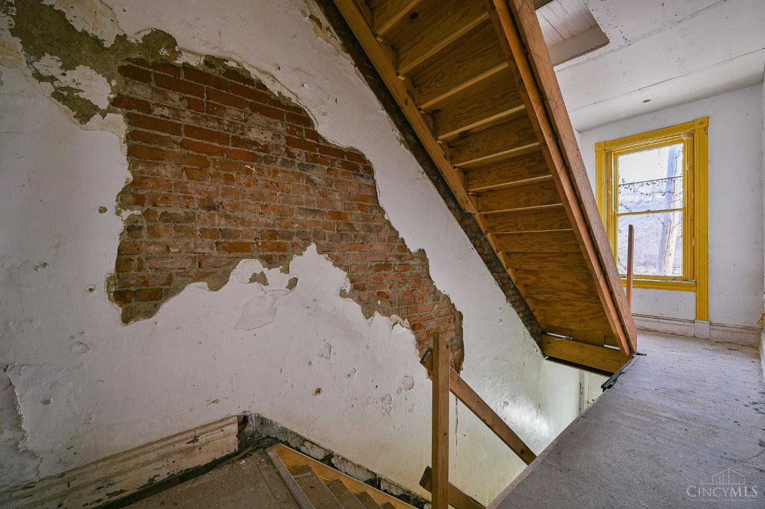 1913 Central Avenue, Cincinnati, OH, 45214 — photo 39