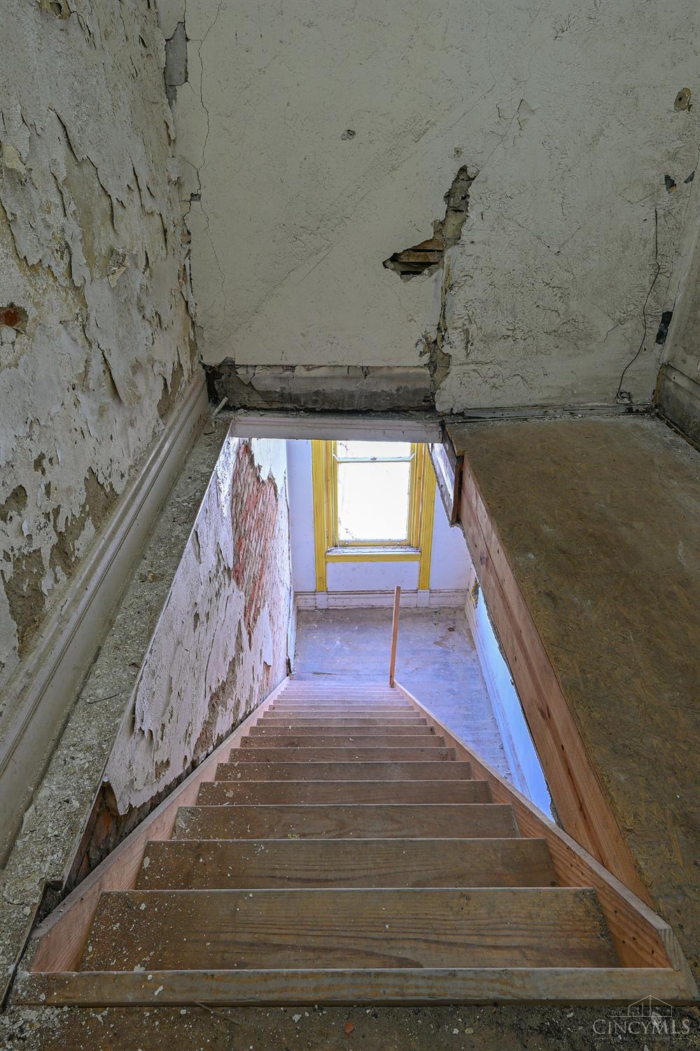 1913 Central Avenue, Cincinnati, OH, 45214 — photo 26