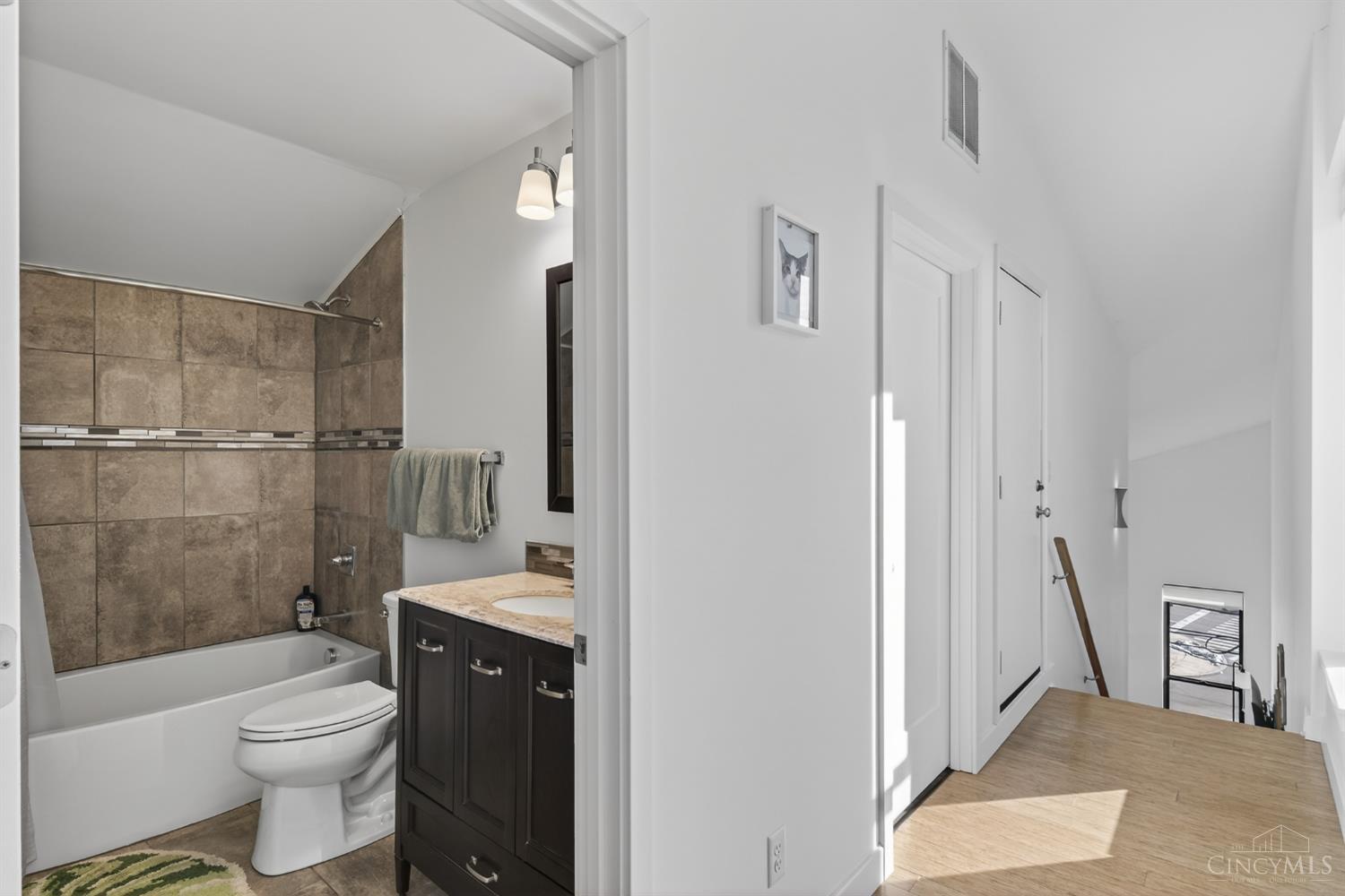 432 Liberty Hill, Cincinnati, OH, 45202 — photo 16