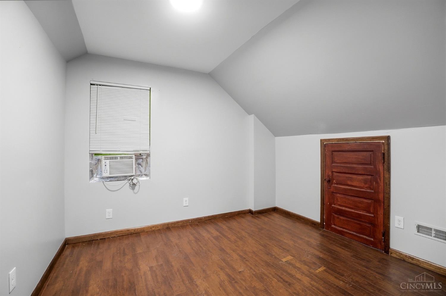 28 Juergens Avenue, Cincinnati, OH, 45220 — photo 48