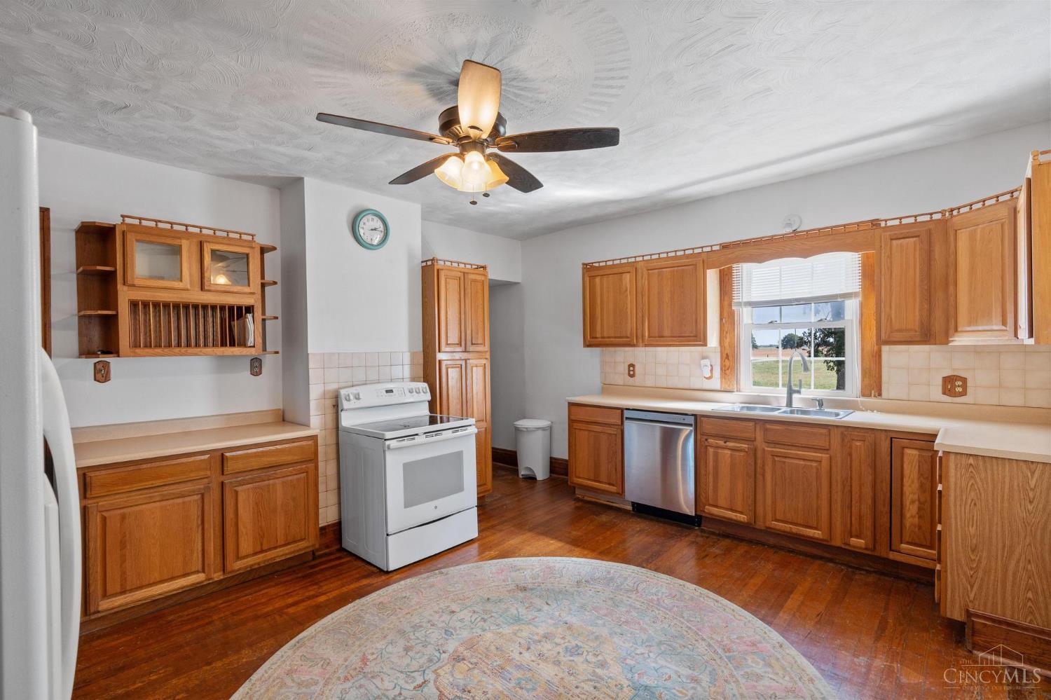7764 Glaze Road, New Holland, OH, 43145 — photo 30