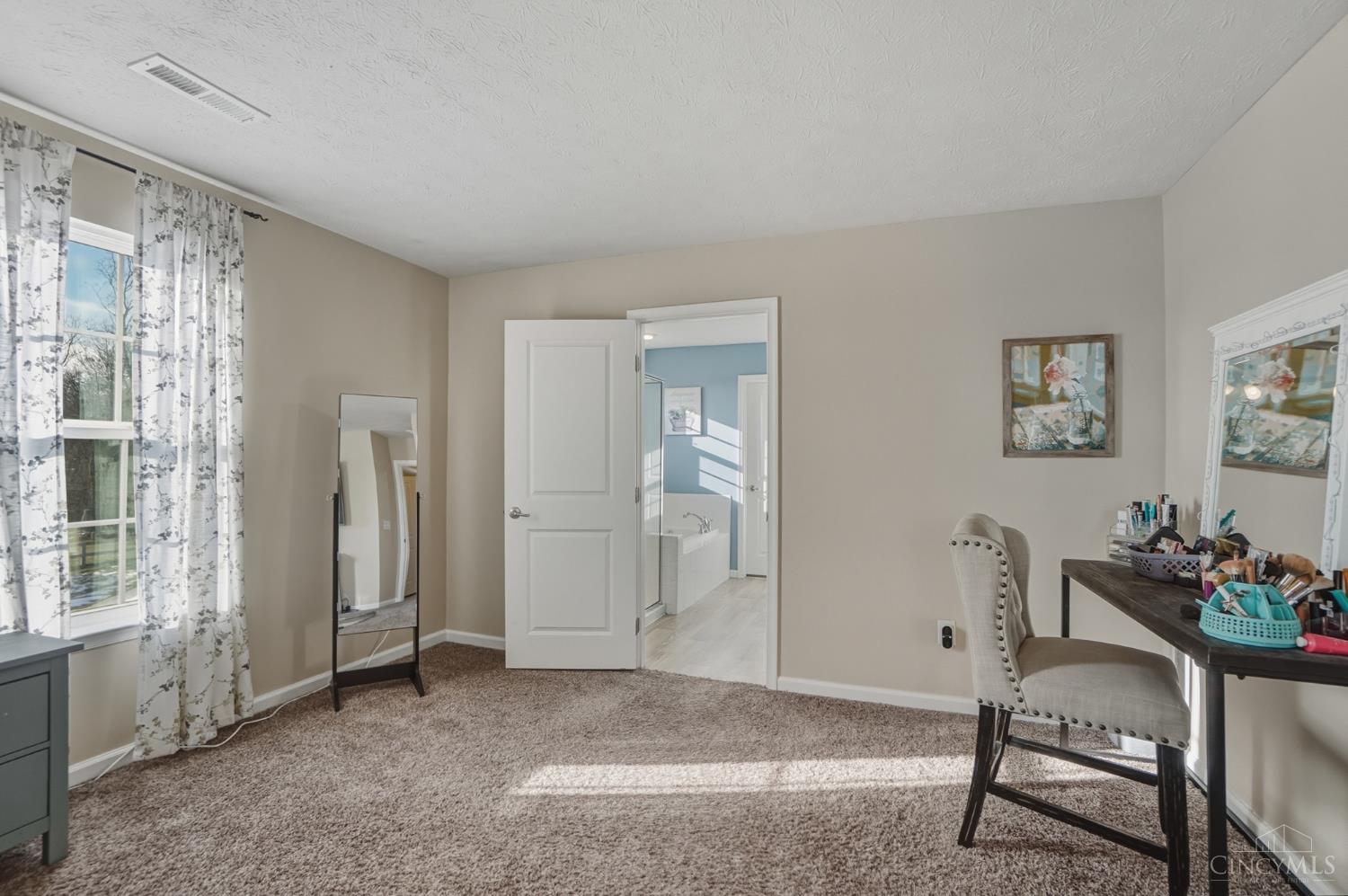 7102 Fort Scott Boulevard