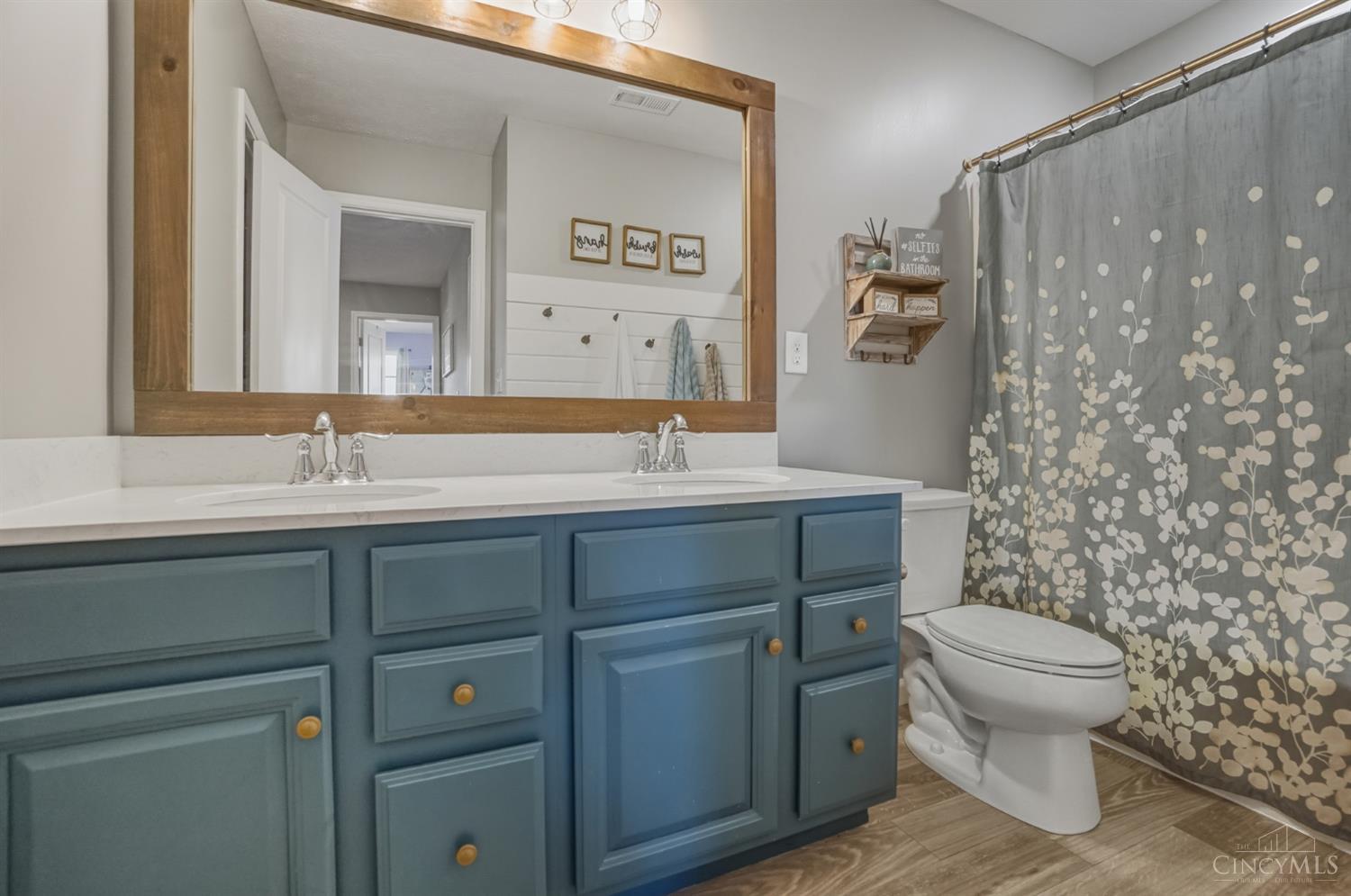 7102 Fort Scott Boulevard