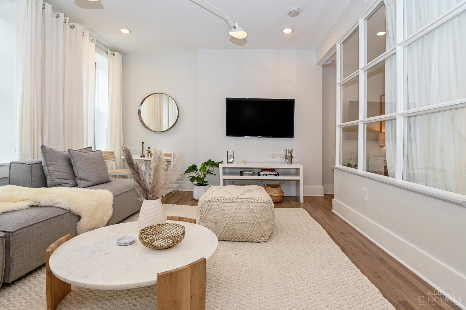 11 E Court Street #201, Cincinnati, OH, 45202 — photo 9