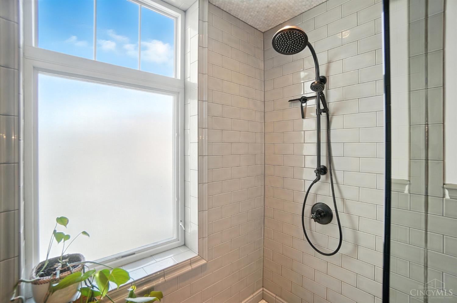 1628 Central Parkway