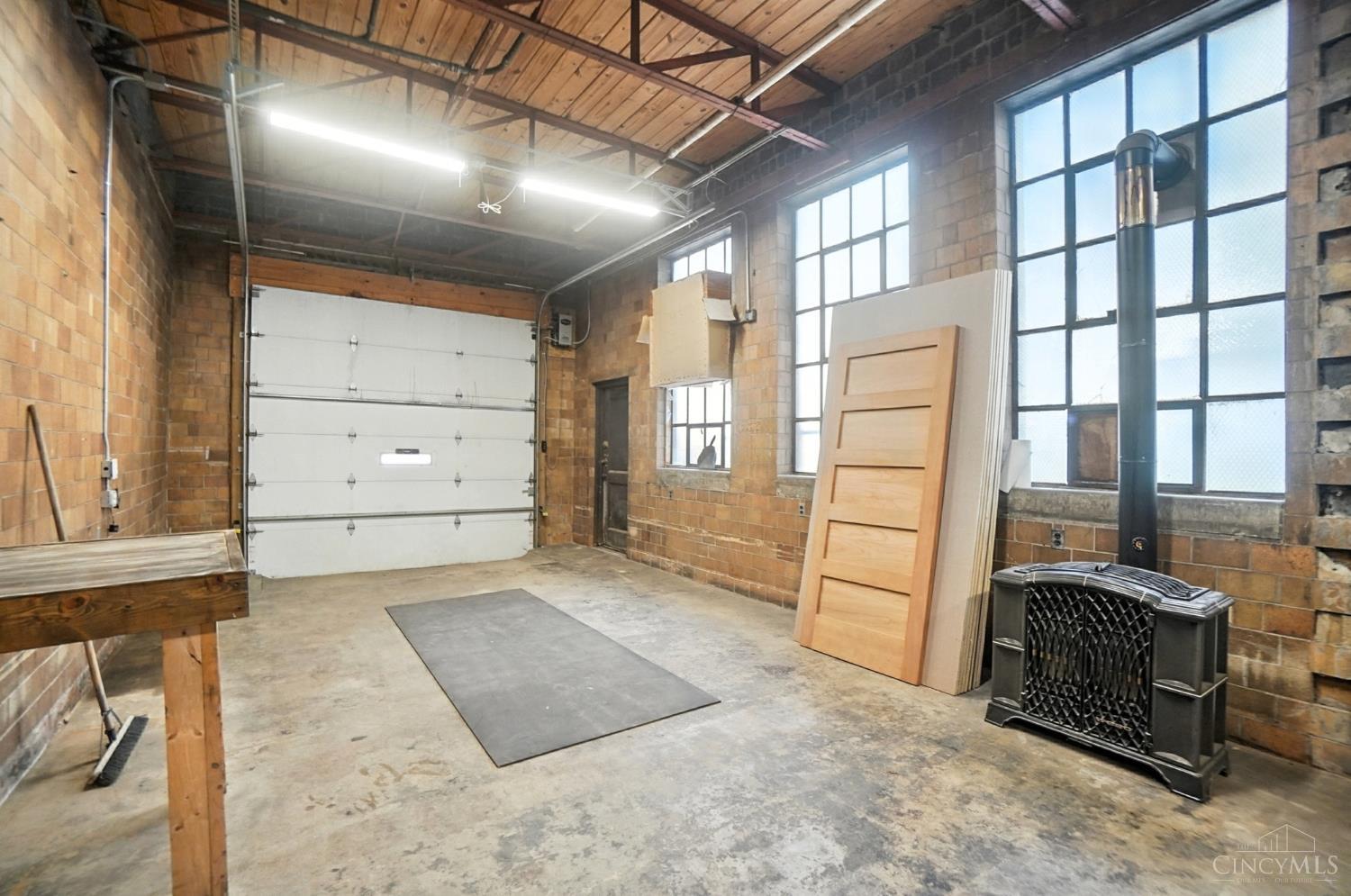 1628 Central Parkway