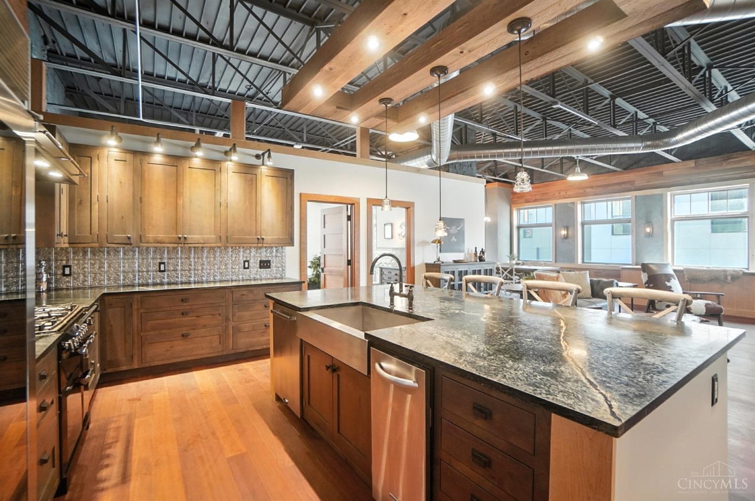 1628 Central Parkway