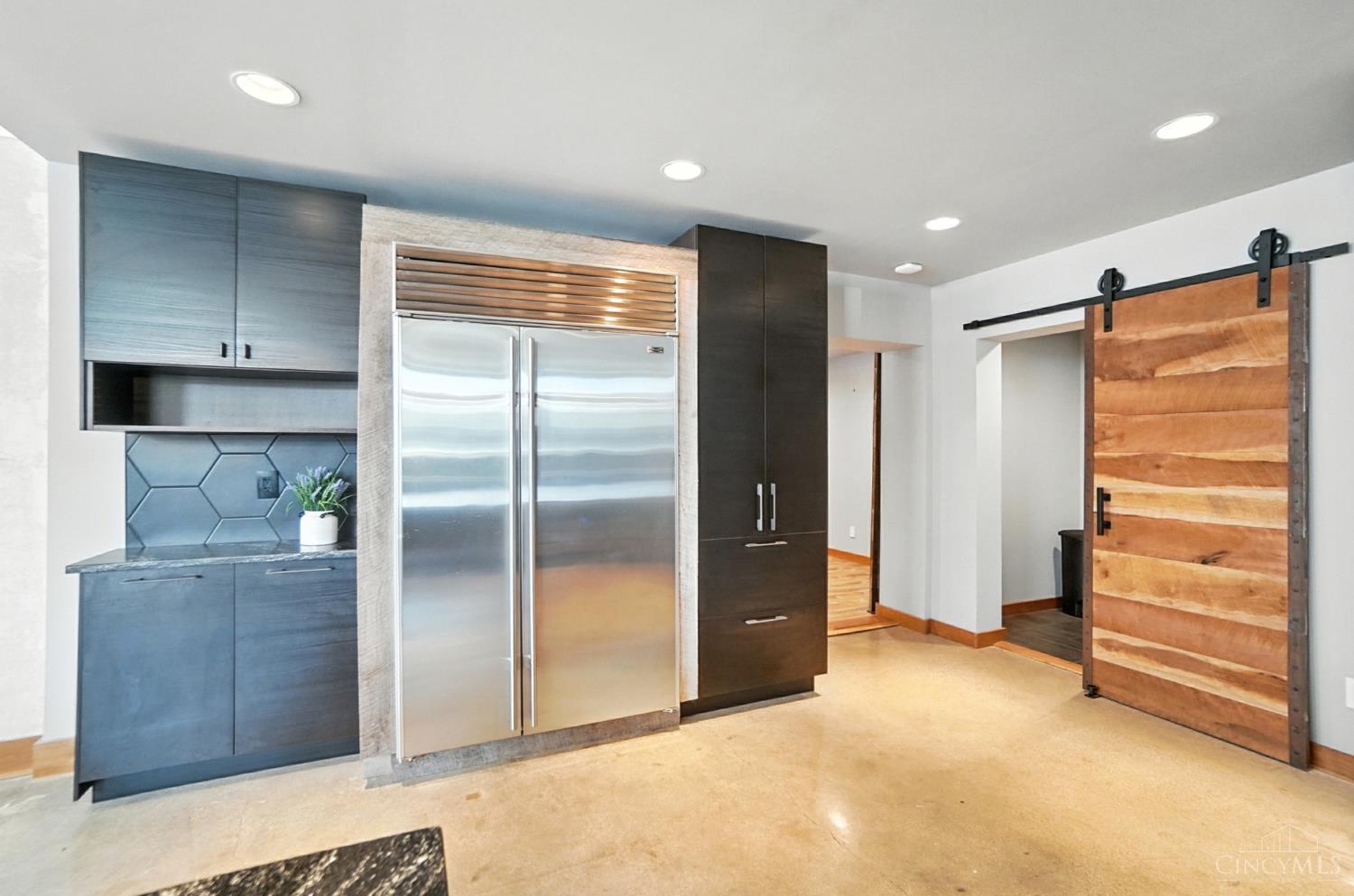 1628 Central Parkway