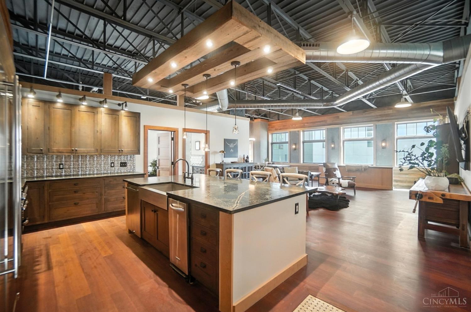 1628 Central Parkway