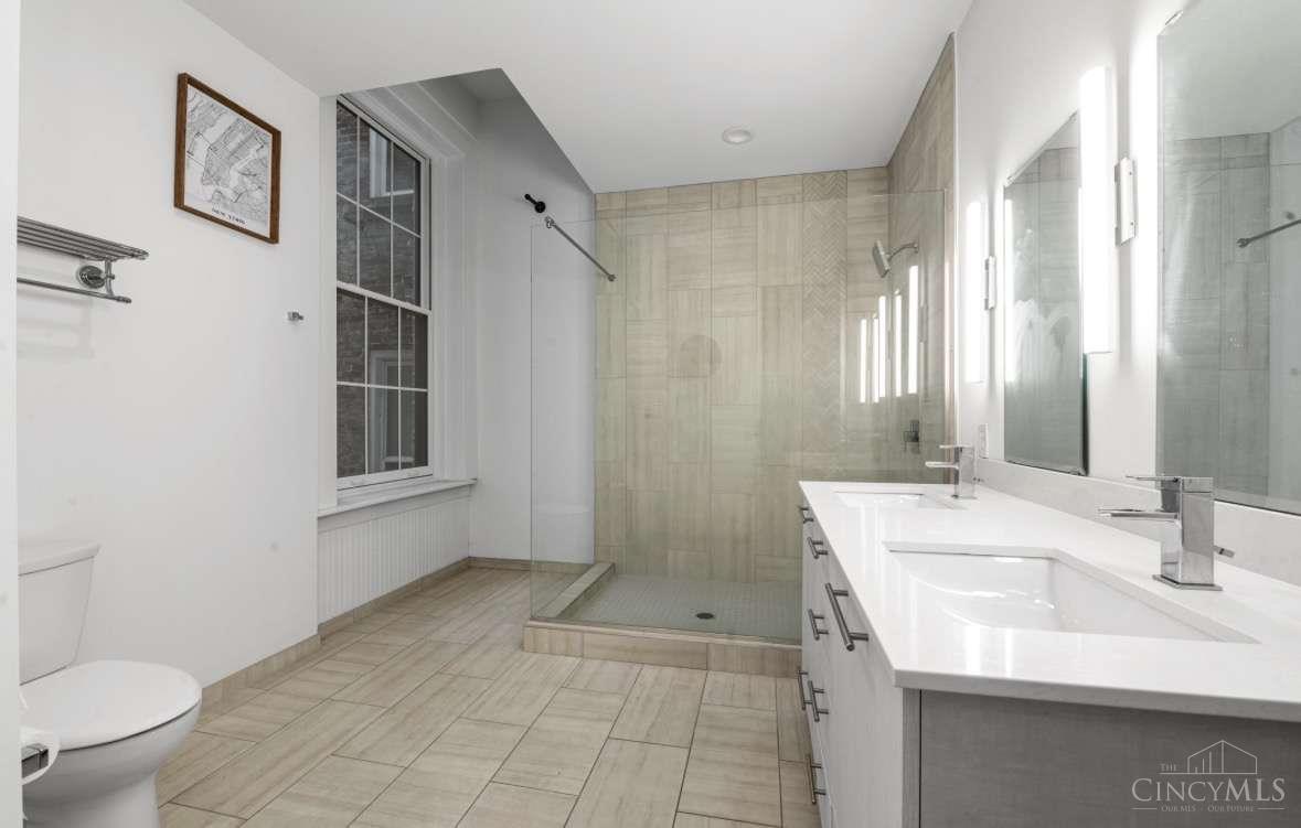 813 Broadway Street #204, Cincinnati, OH, 45202 — photo 16
