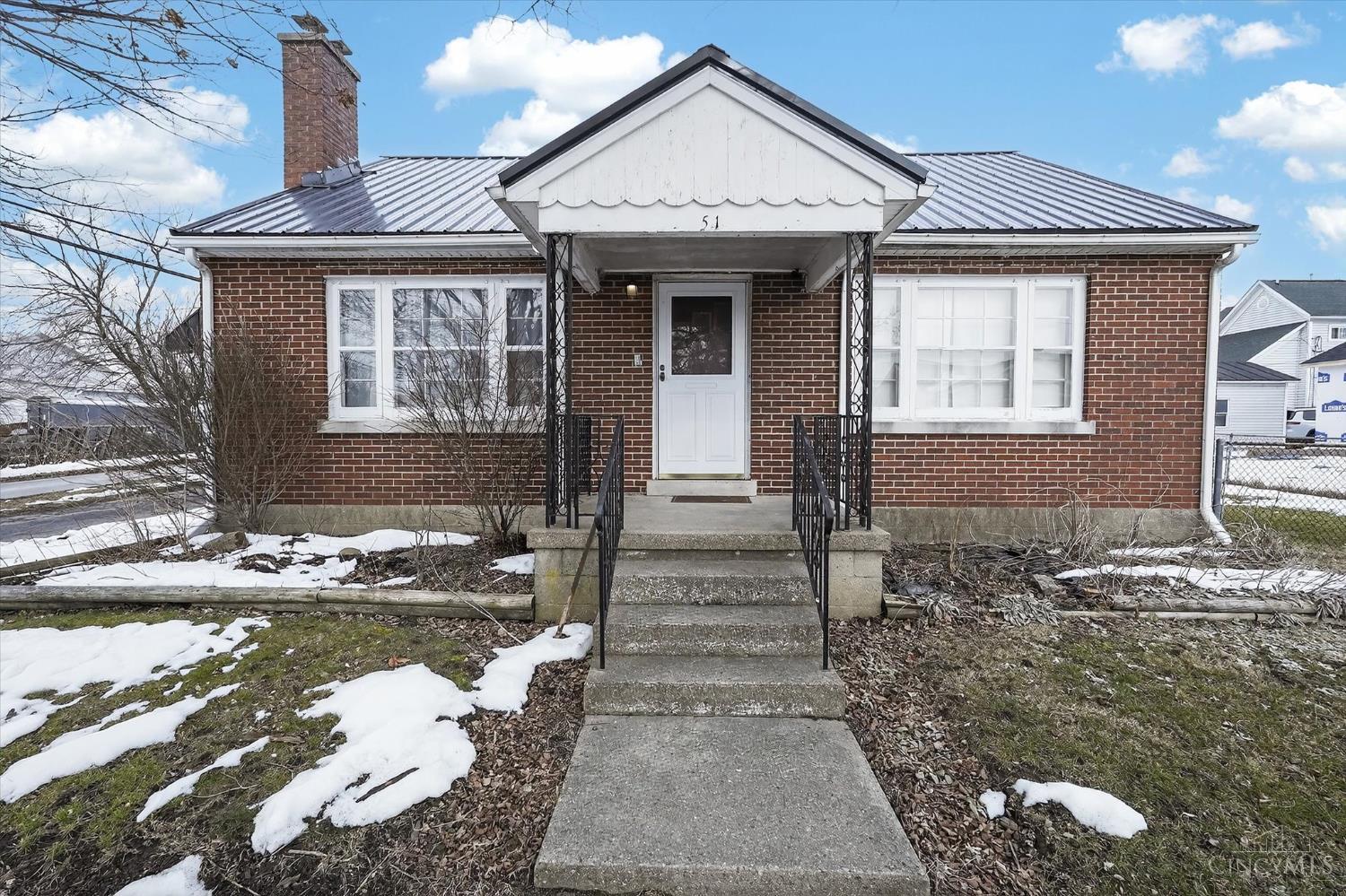 Homes for sale in New Vienna, OH | 51 S 3Rd St, New Vienna, OH 45385 | MLS# 1869080