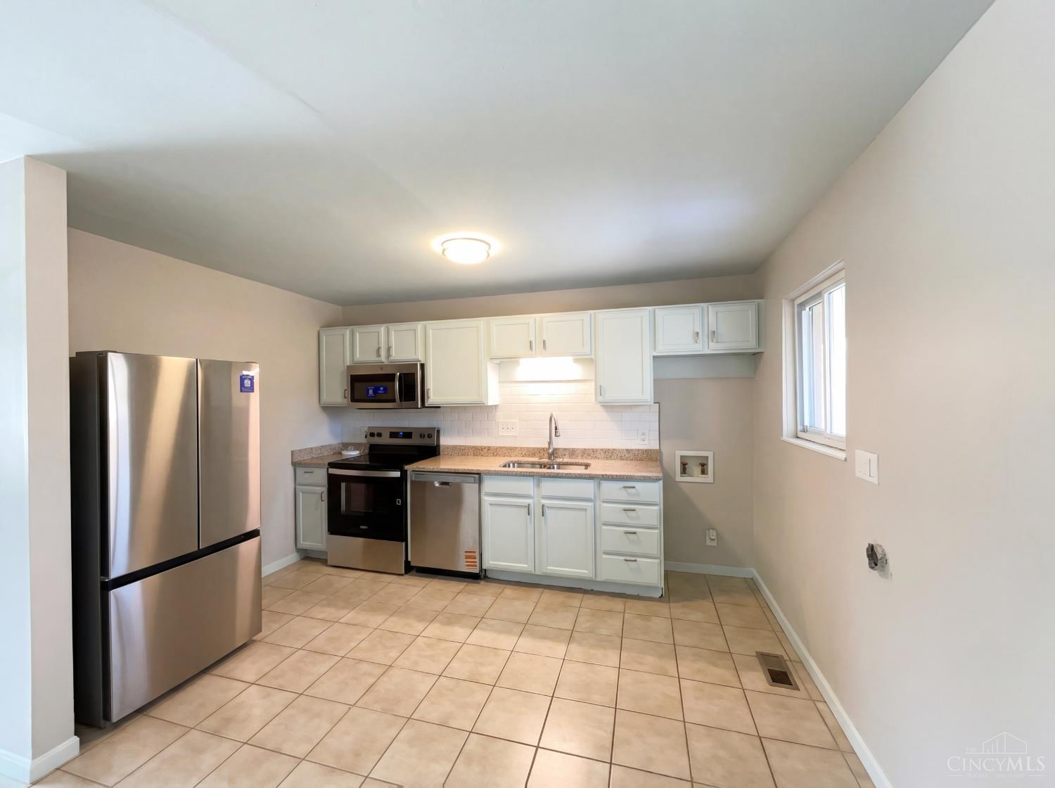 Homes for sale in Springfield Twp., OH | 8724 Neptune Dr, Springfield Twp., OH 45231 | MLS# 1869235