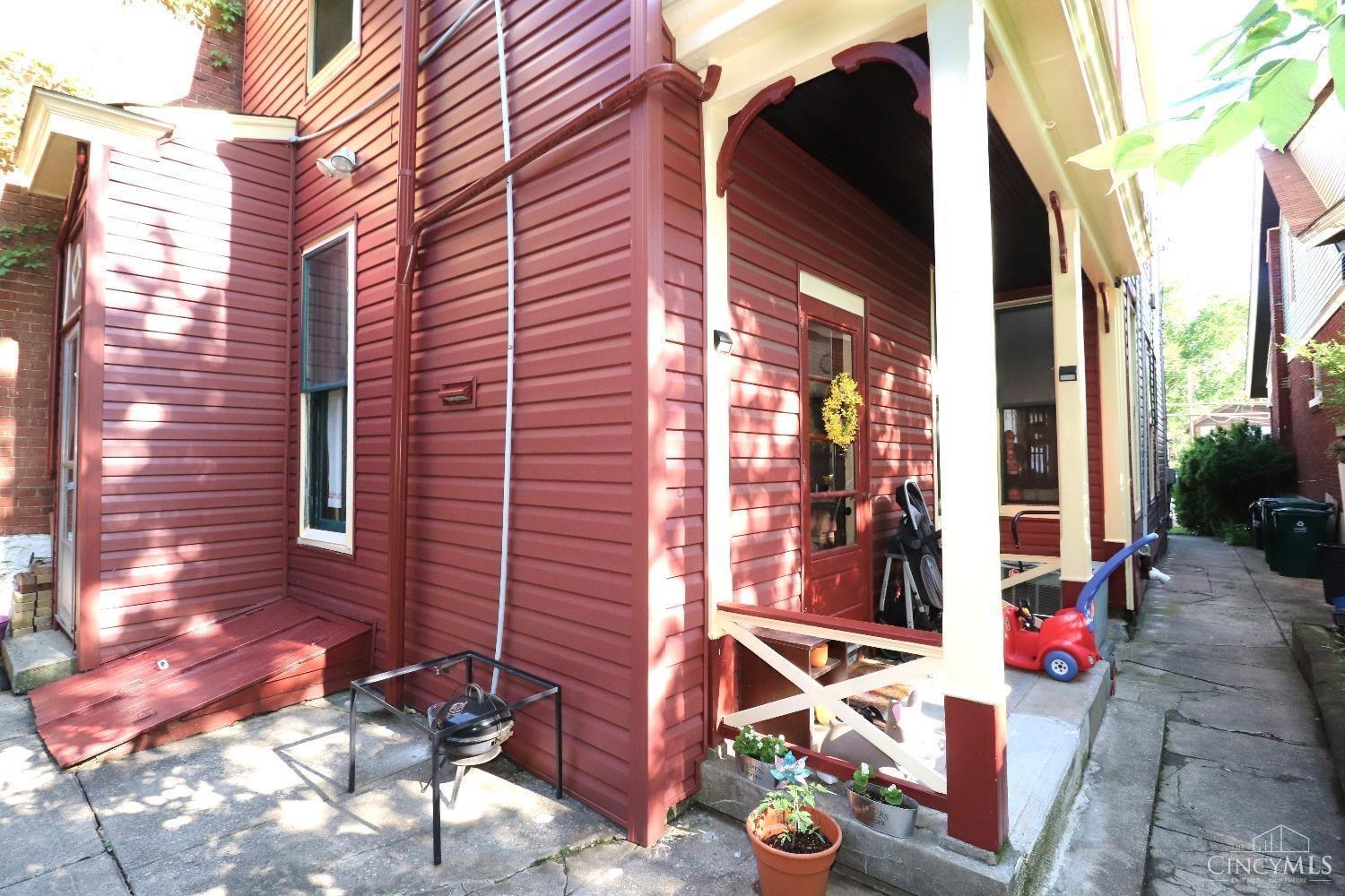 2462 Fairview Avenue, Cincinnati, OH, 45219 — photo 18