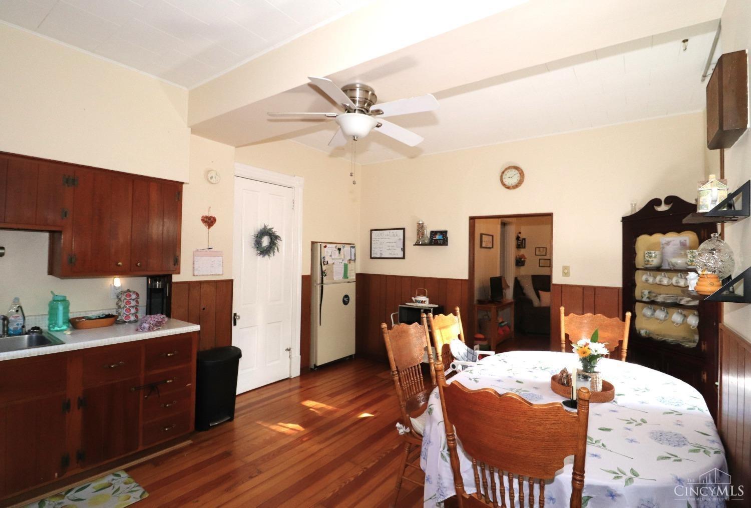 2462 Fairview Avenue, Cincinnati, OH, 45219 — photo 13