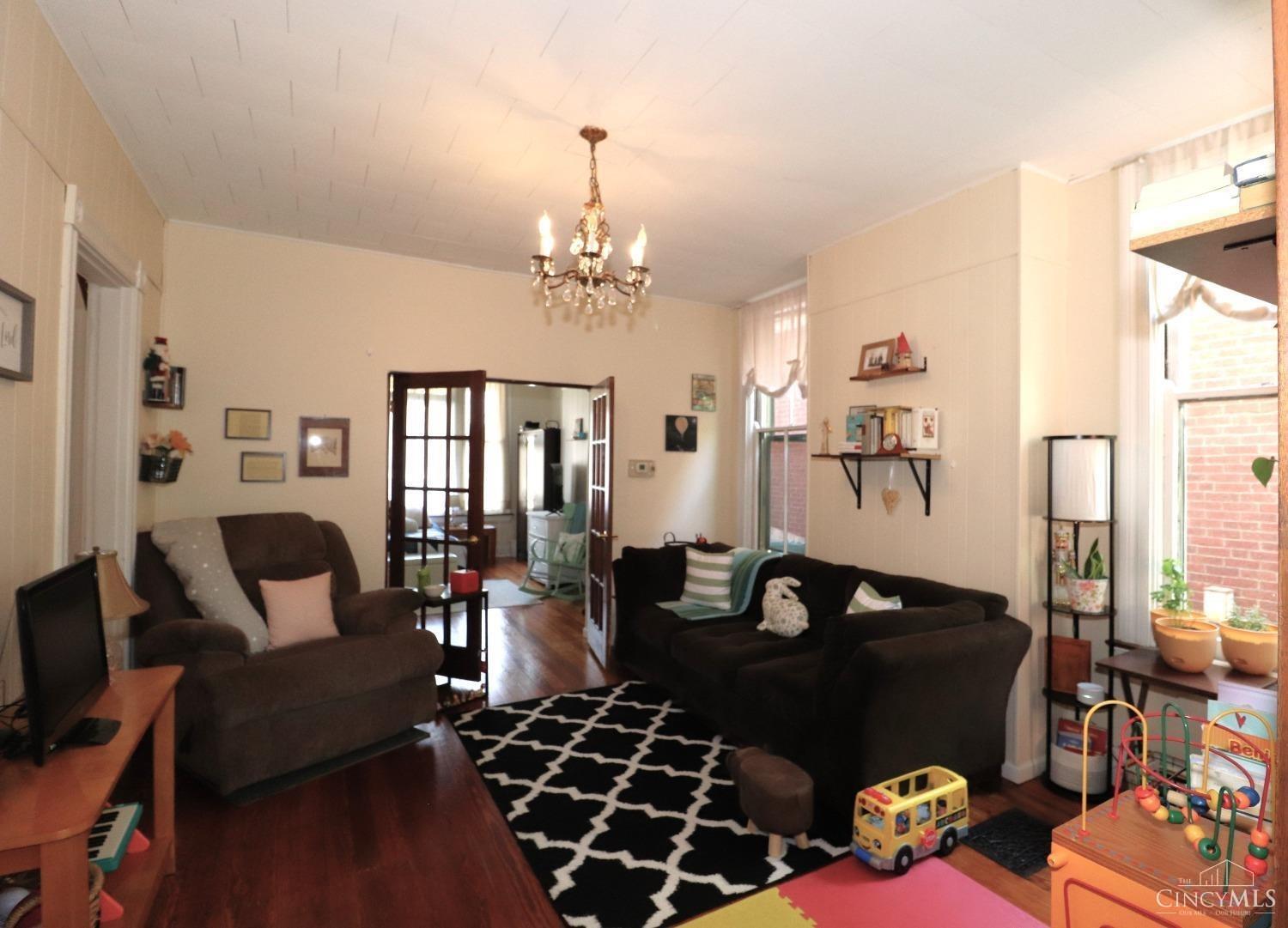 2462 Fairview Avenue, Cincinnati, OH, 45219 — photo 10