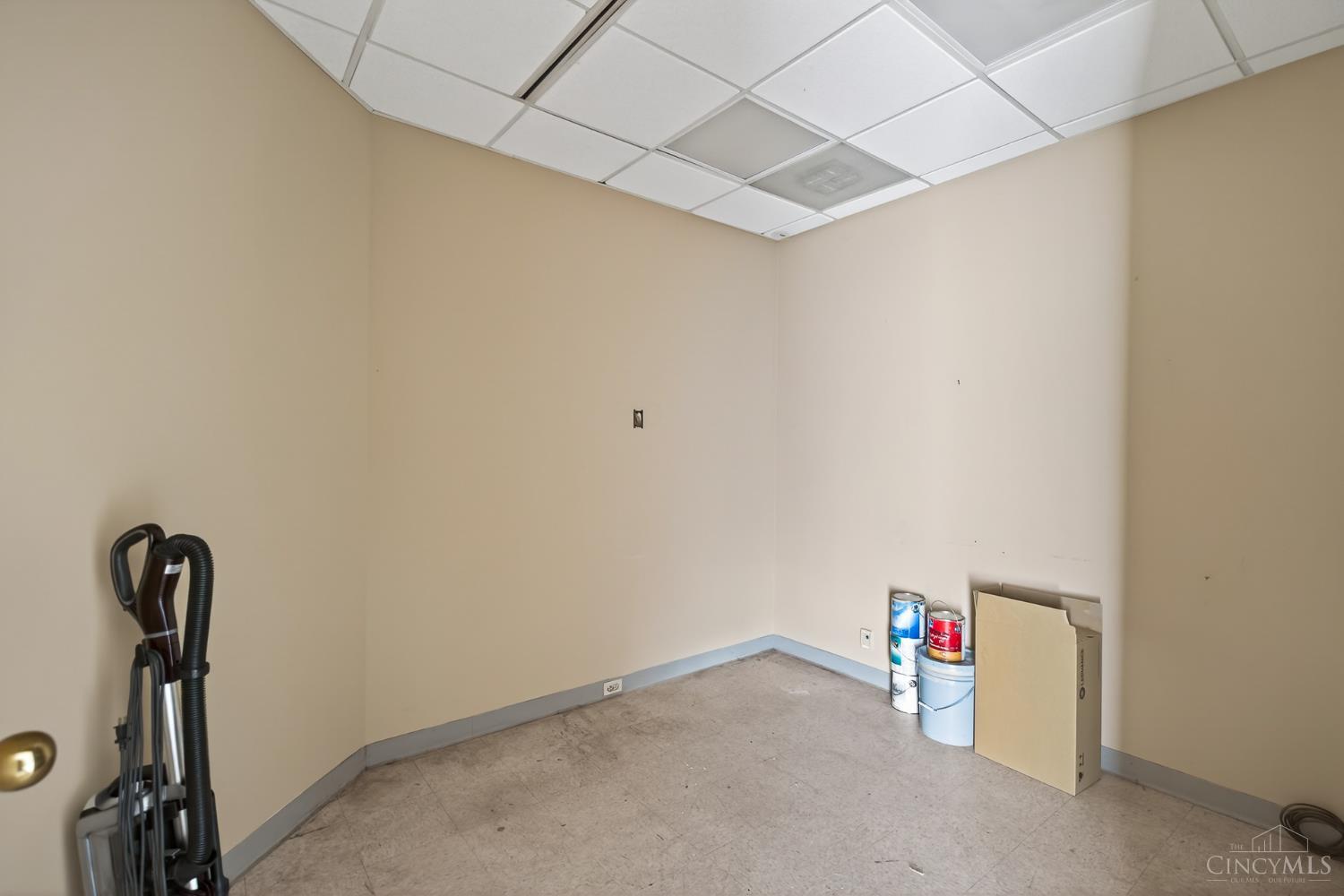 3443 Edwards Road, Cincinnati, OH, 45208 — photo 13