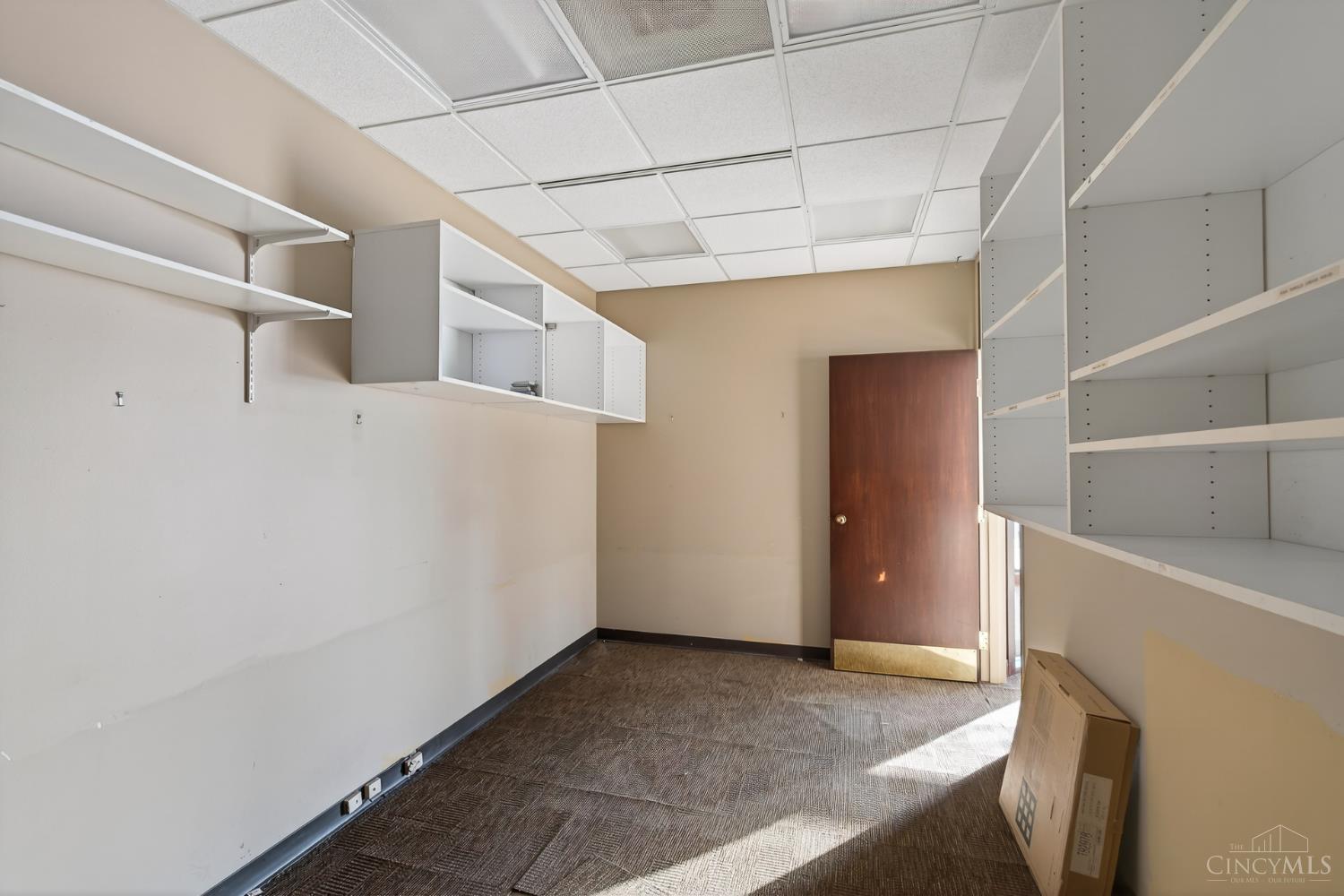 3443 Edwards Road, Cincinnati, OH, 45208 — photo 11