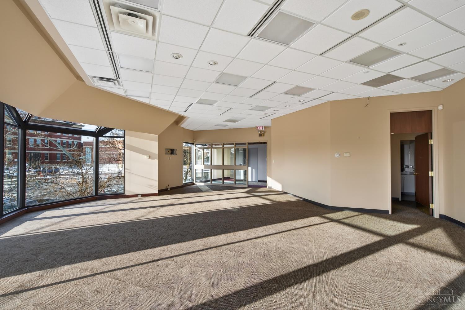3443 Edwards Road, Cincinnati, OH, 45208 — photo 7