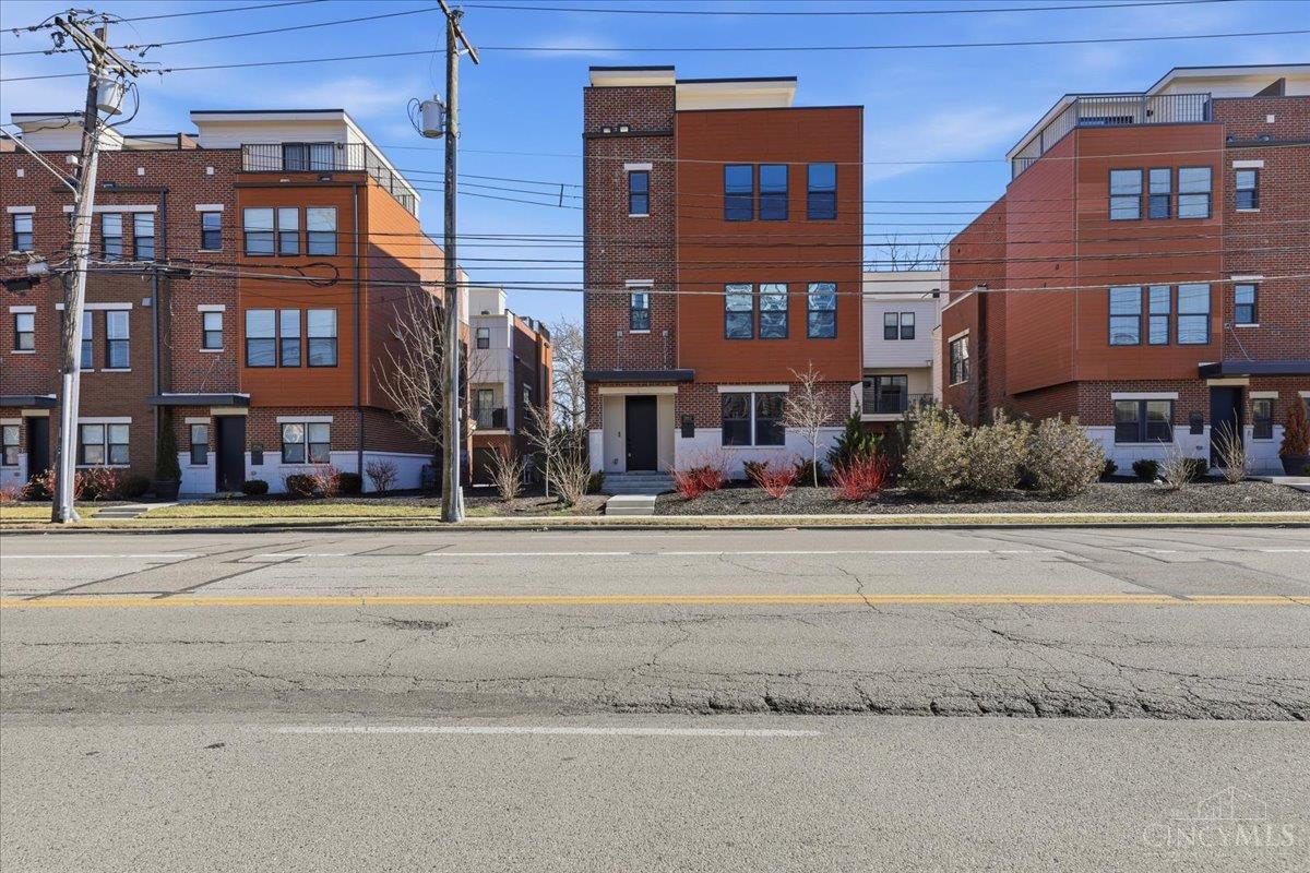 3912 Edwards Road, Cincinnati, OH, 45209 — photo 4