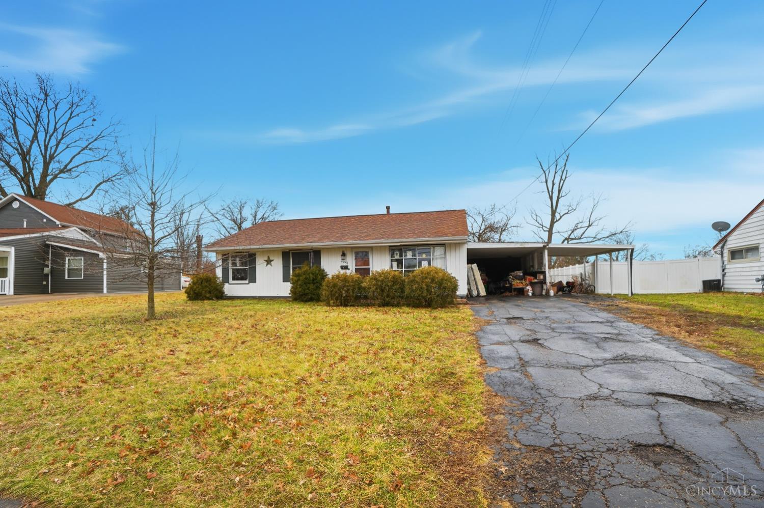 Homes for sale in Sycamore Twp, OH | 4041 Larchview Dr, Sycamore Twp, OH 45236 | MLS# 1869496