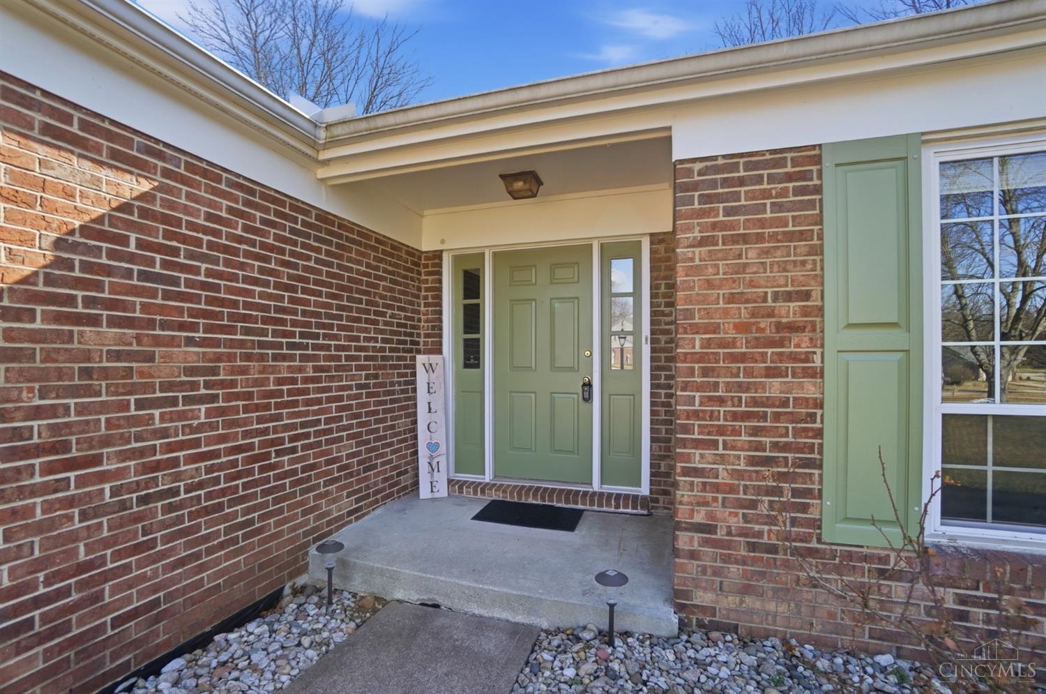 Homes for sale in Loveland, OH | 1837 Lemontree Ln, Loveland, OH 45140 | MLS# 1869535