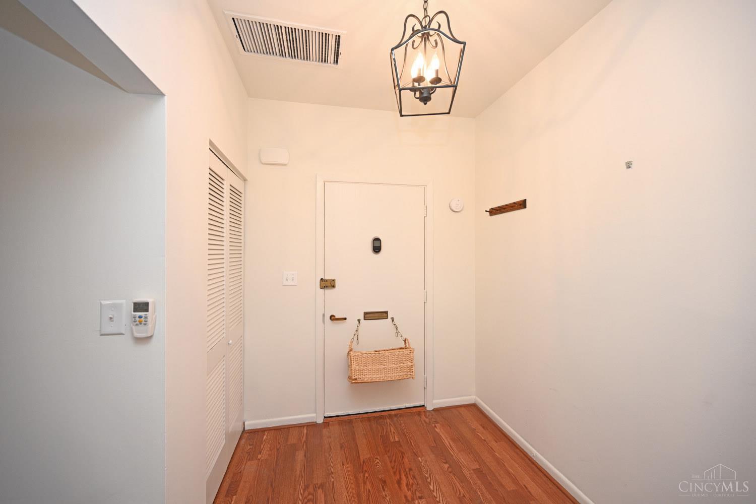 Homes for sale in Cincinnati, OH | 2352 Dana Ave #2352, Cincinnati, OH 45208 | MLS# 1869631