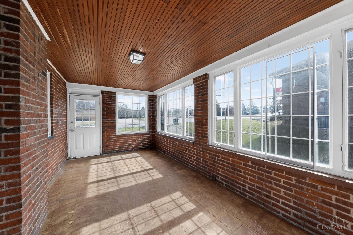 Homes for sale in Springfield Twp., OH | 6621 Winton Rd, Springfield Twp., OH 45224 | MLS# 1869827