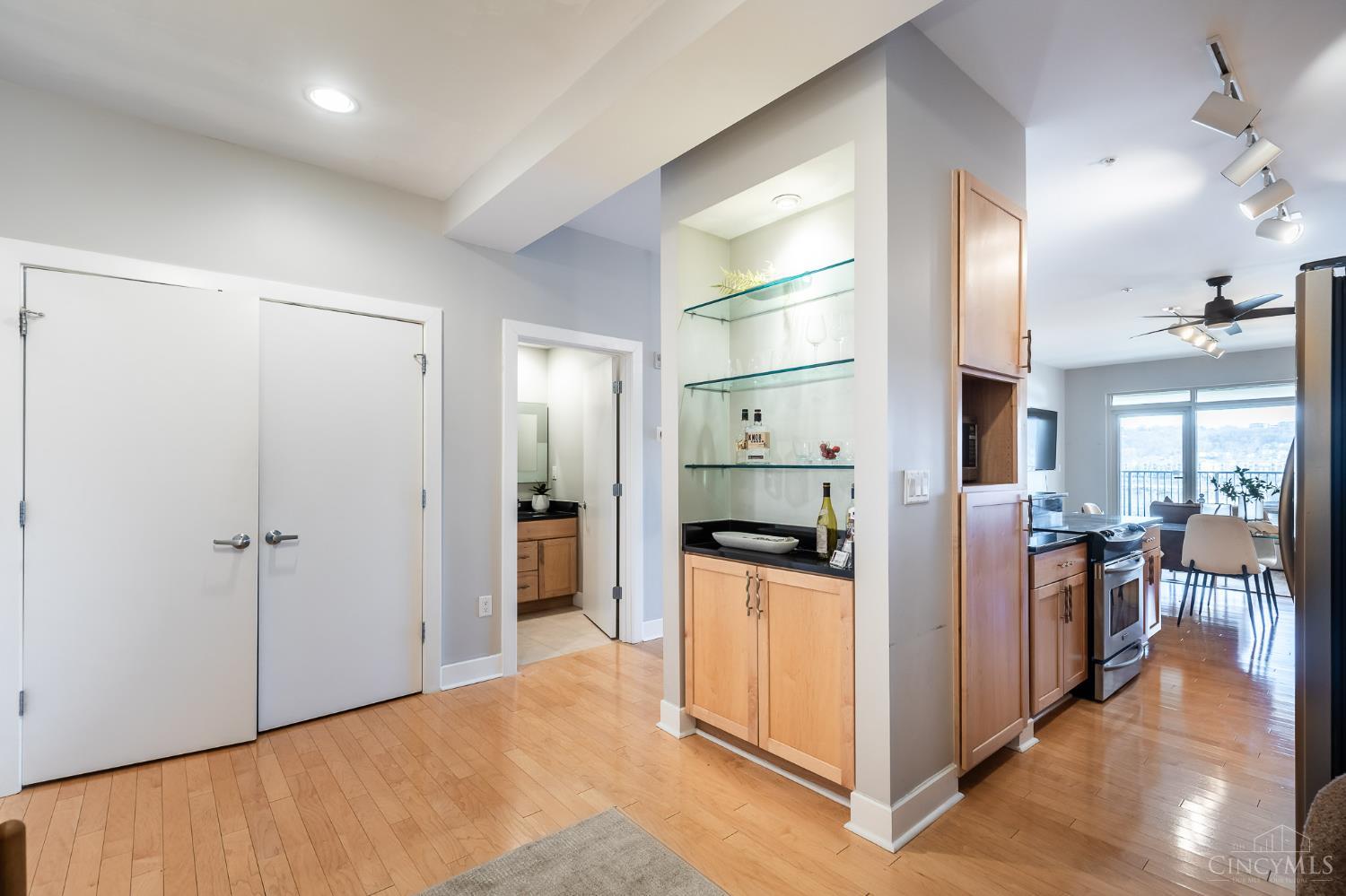 2260 Riverside Drive #405, Cincinnati, OH, 45202 — photo 5