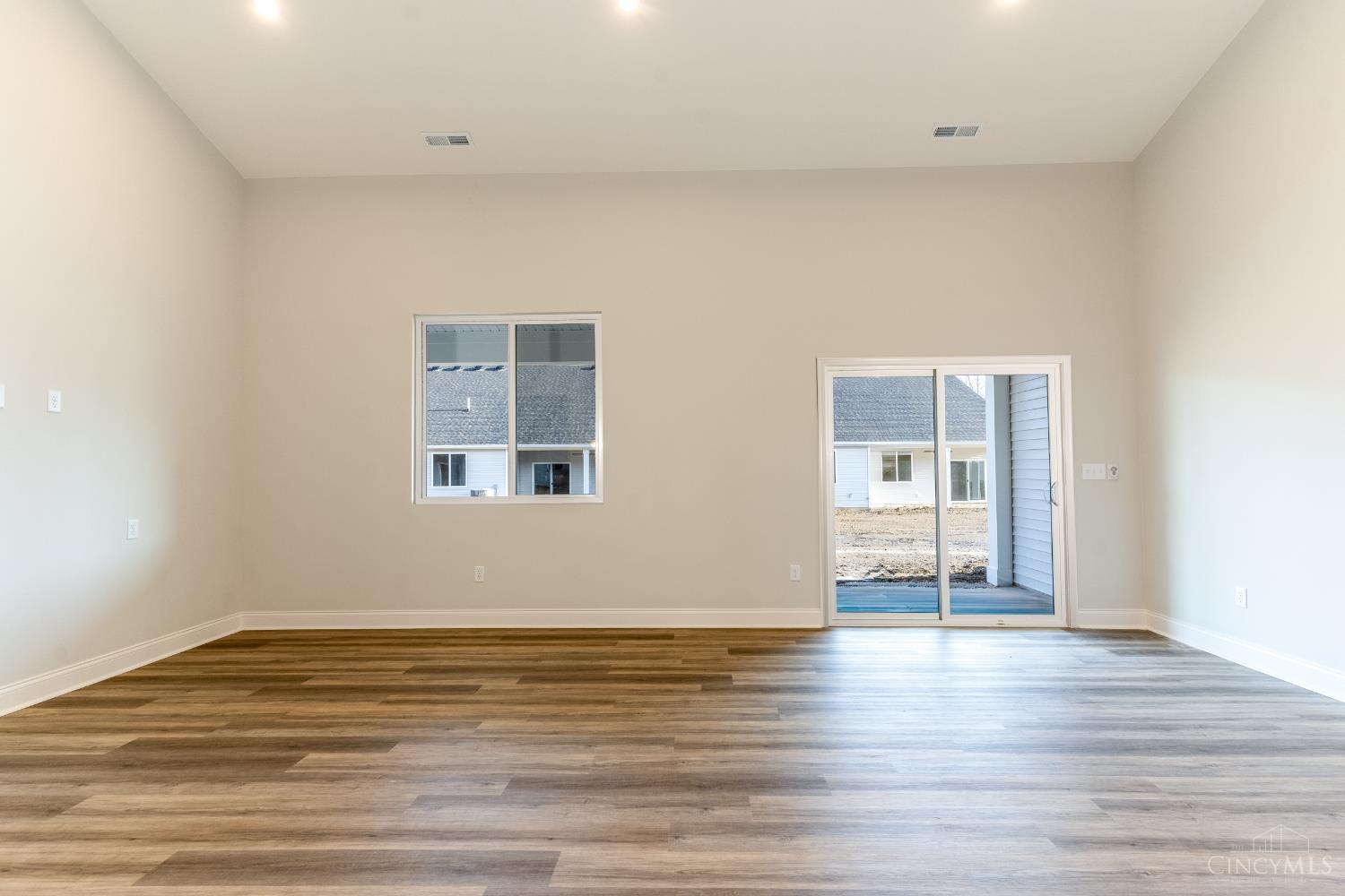 3265 Thoroughbred Drive, Goshen Twp, OH, 45140 — photo 4