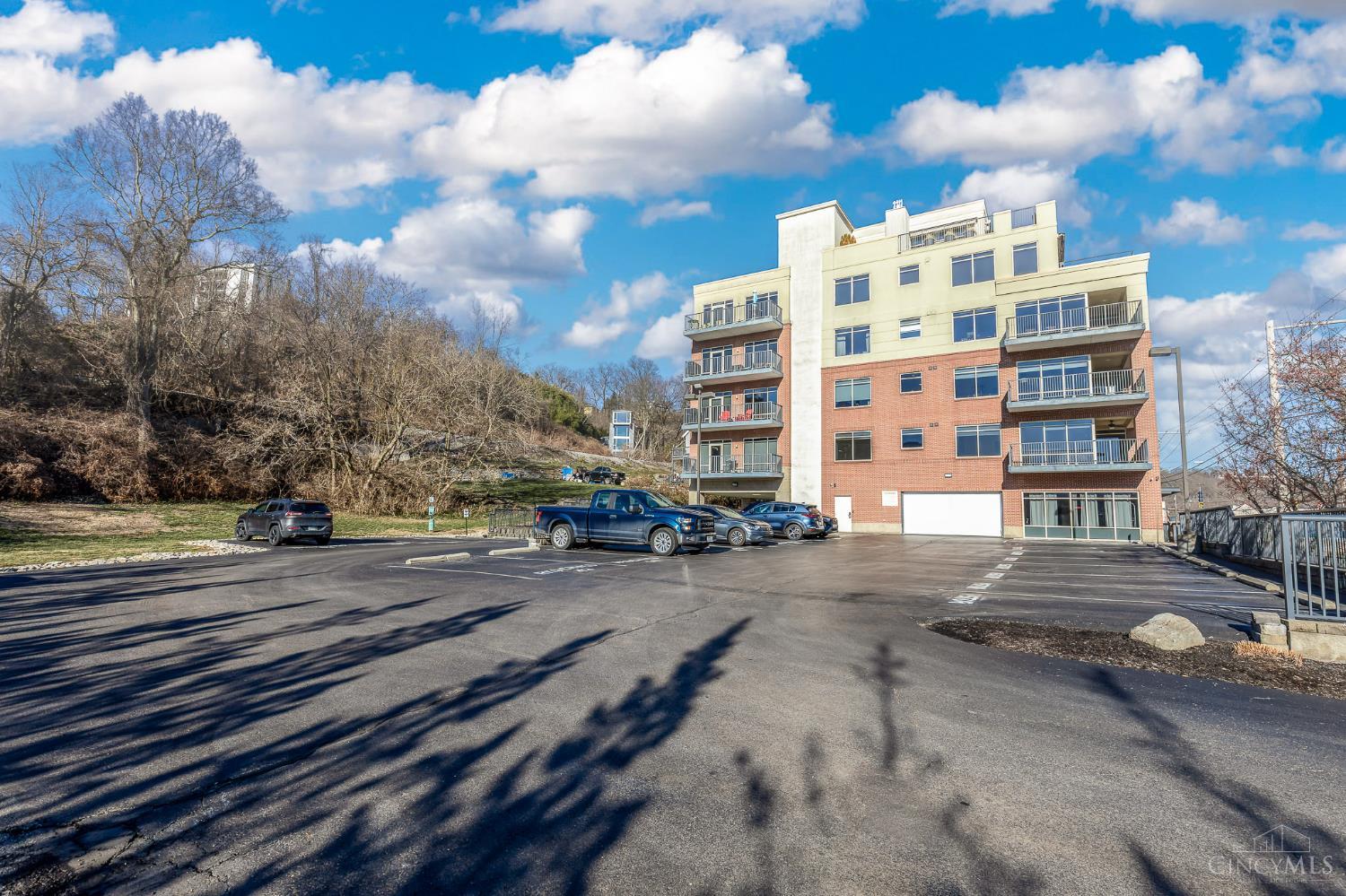 2260 Riverside Drive #405, Cincinnati, OH, 45202 — photo 32