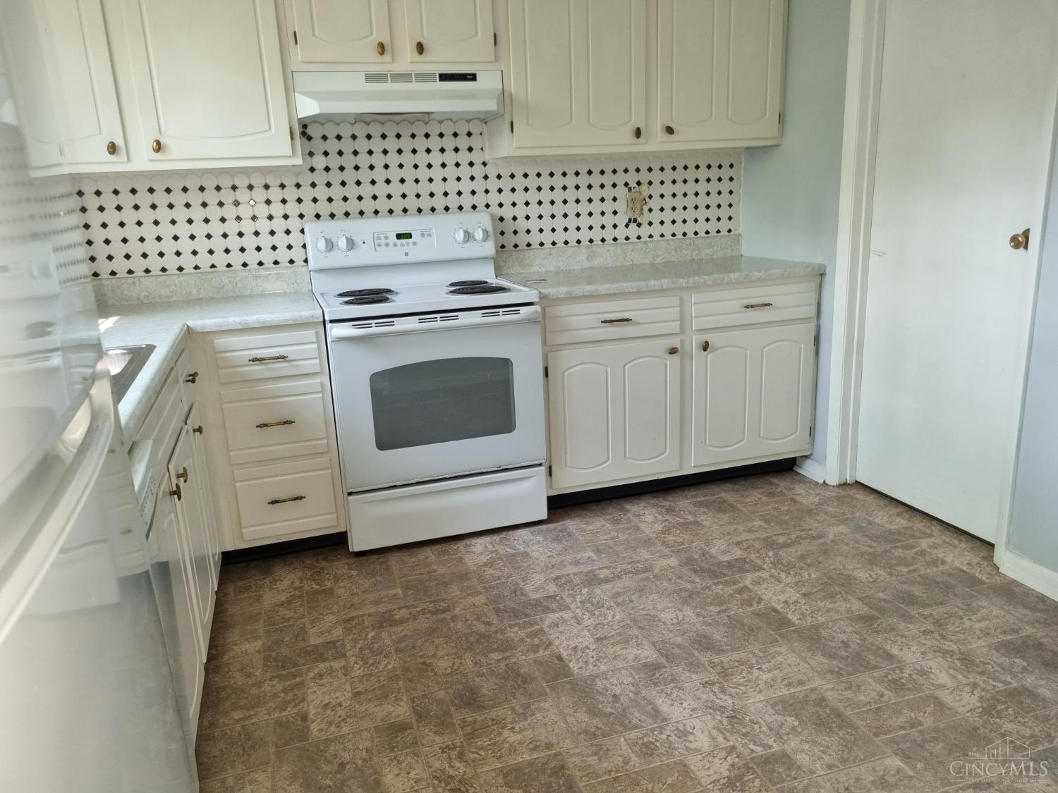 3 Queens Court, West Chester, OH, 45069 — photo 16