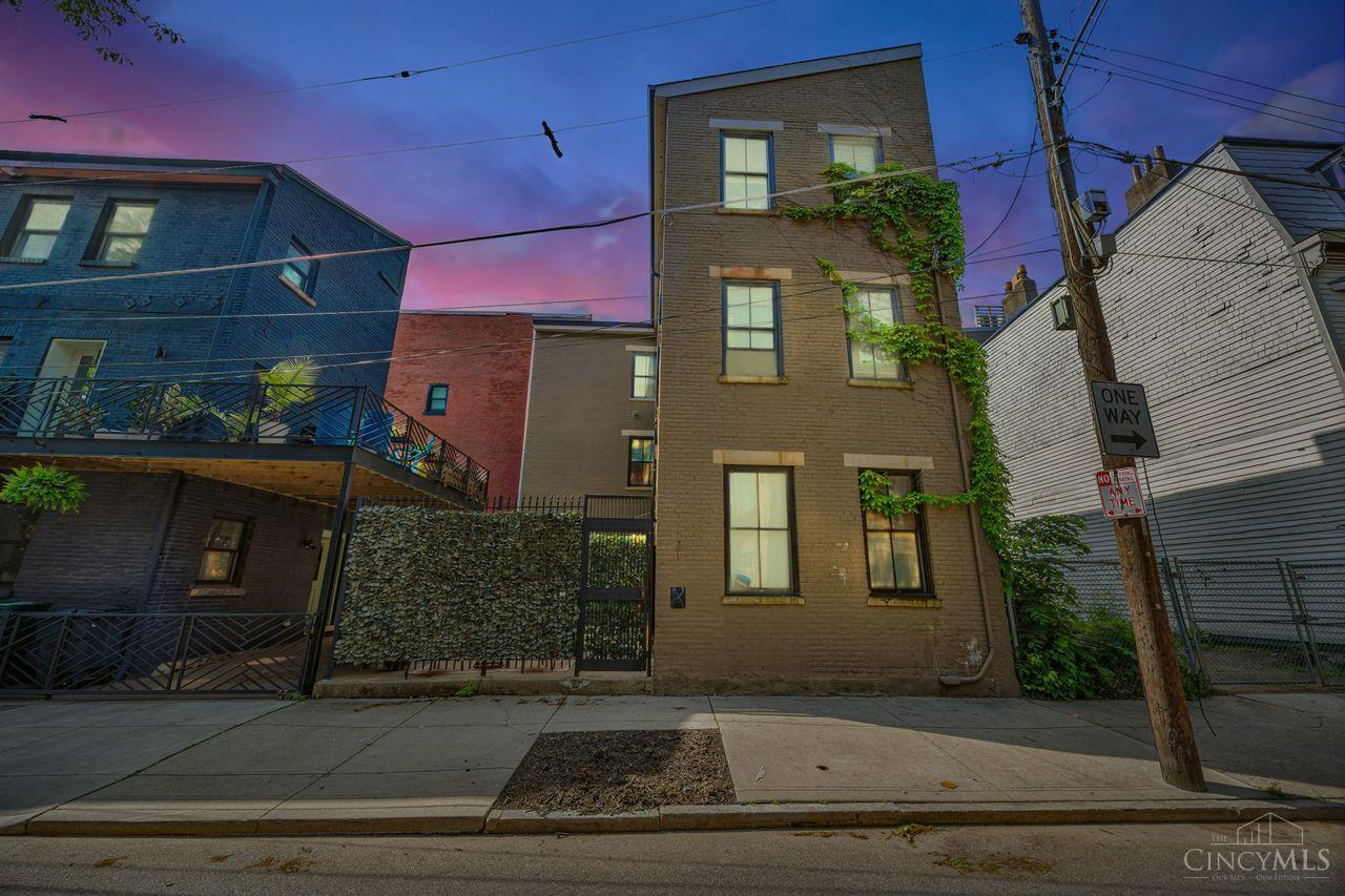 121 Green Street, Cincinnati, OH, 45202 — photo 45