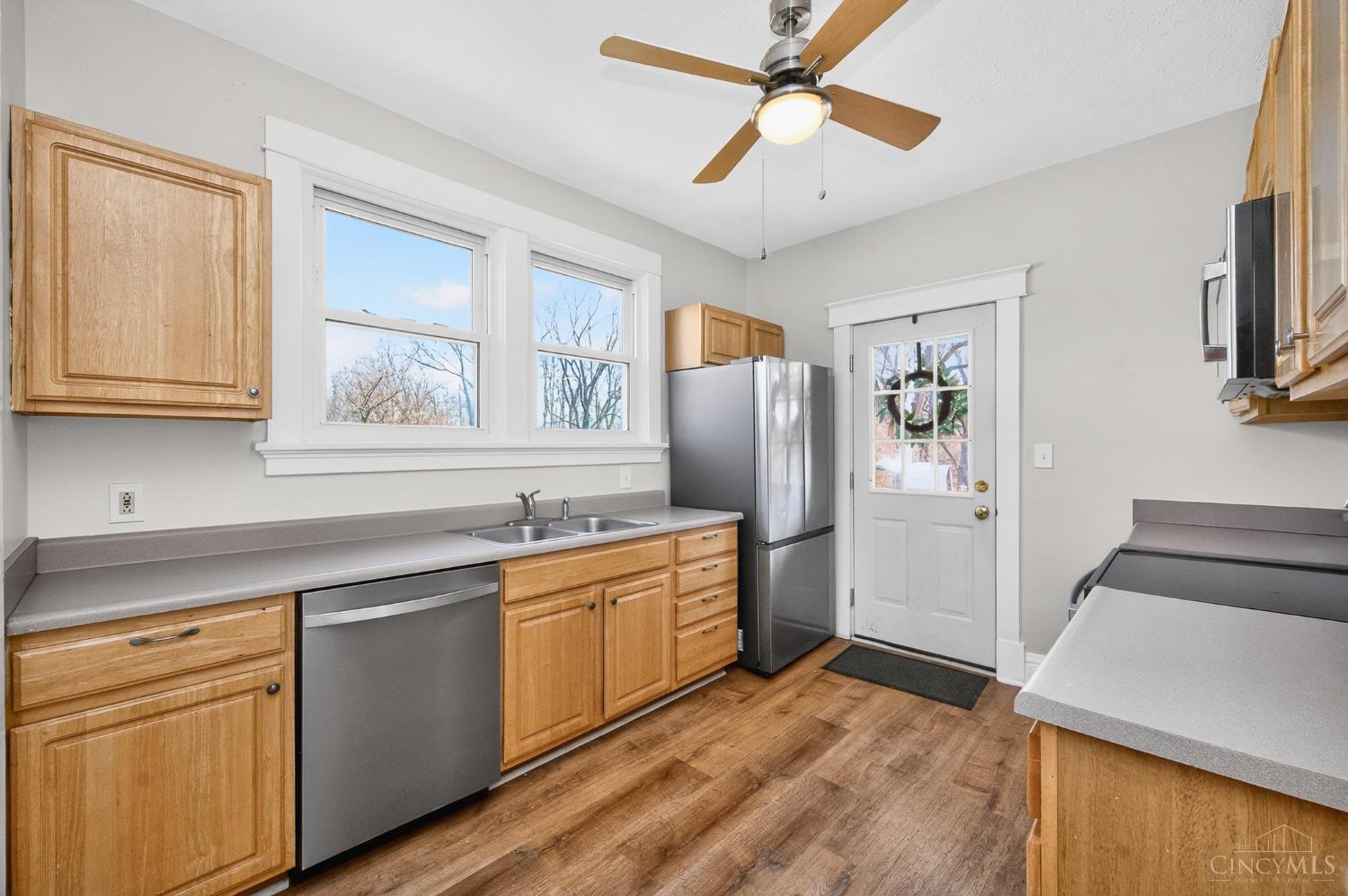 1007 Loveland Avenue, Loveland, OH, 45140 — photo 11