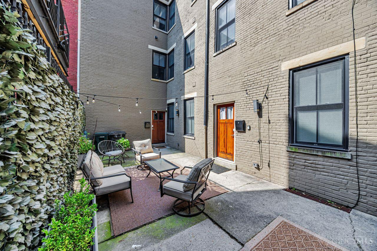 121 Green Street, Cincinnati, OH, 45202 — photo 41
