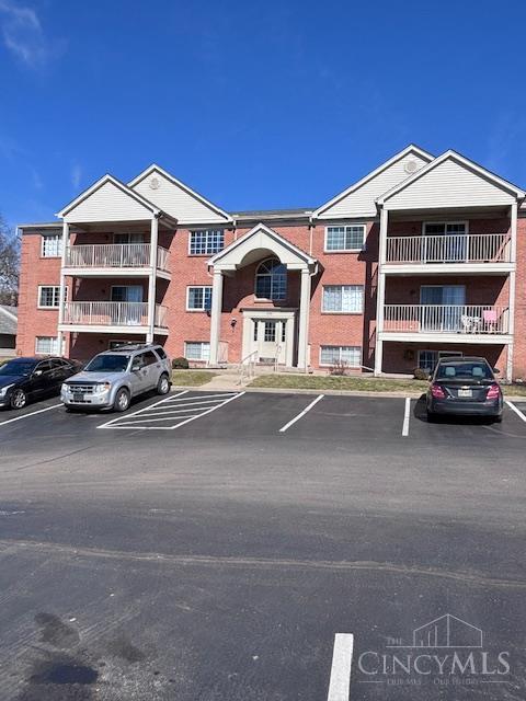 Homes for sale in Green Twp, OH | 5769 Cheviot Rd #2A, Green Twp, OH 45247 | MLS# 1862043