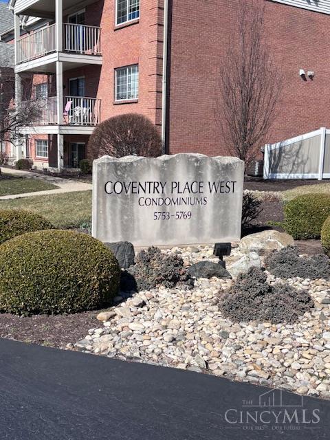 Homes for sale in Green Twp, OH | 5769 Cheviot Rd #2A, Green Twp, OH 45247 | MLS# 1862043