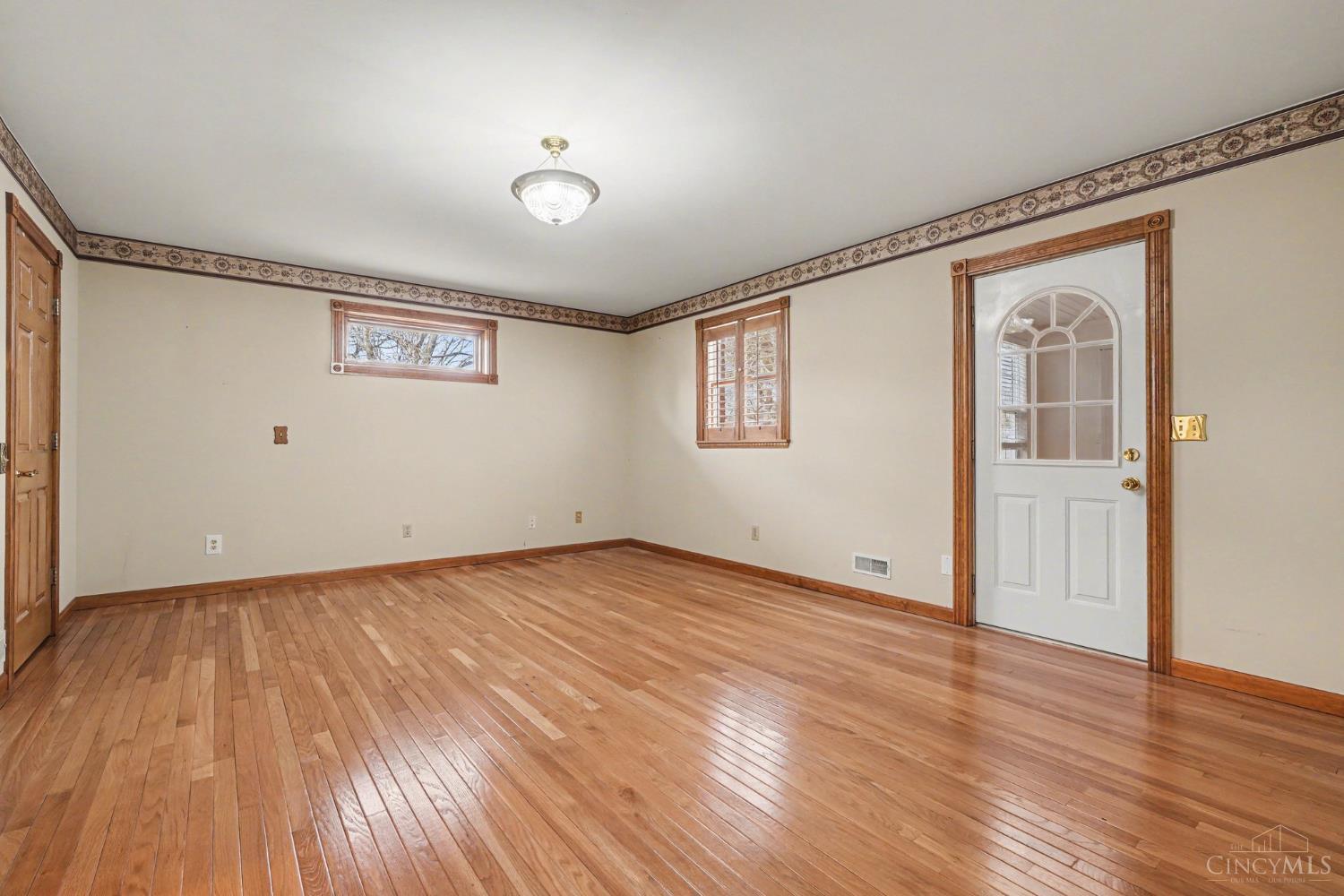 20902 Ridgecliff Court, Lawrenceburg, IN, 47025 — photo 19