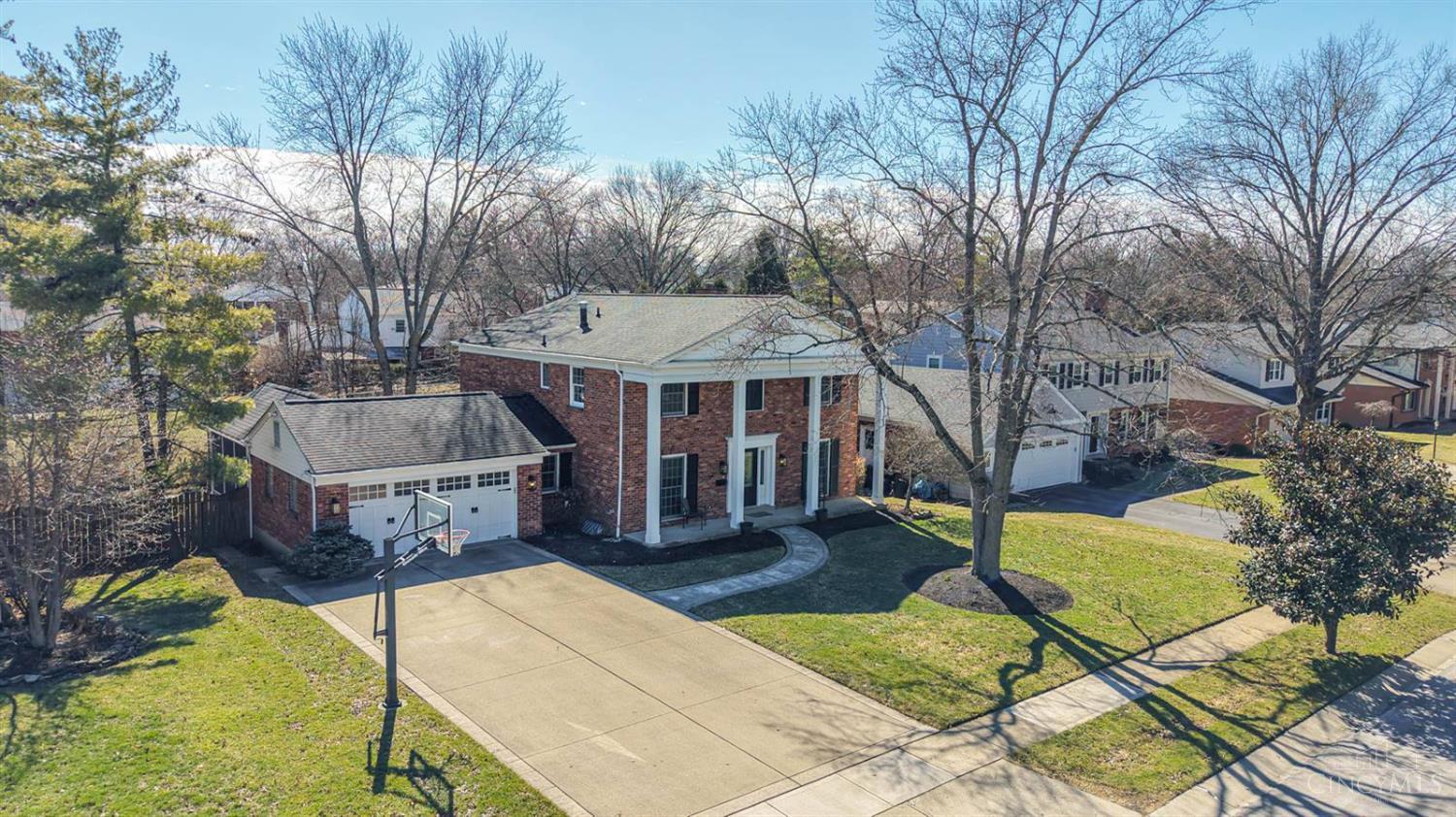 Homes for sale in Sycamore Twp, OH | 5994 Bayberry Dr, Sycamore Twp, OH 45242 | MLS# 1870173